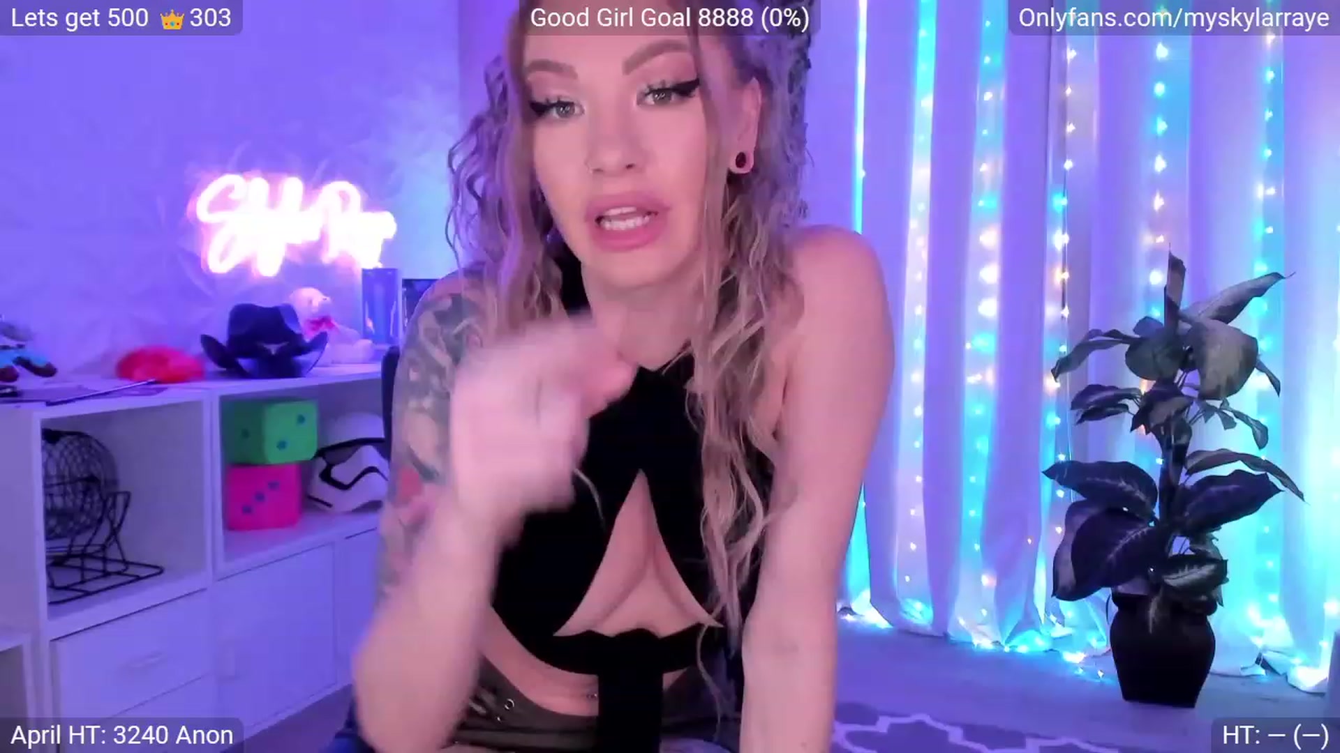 Gallery image thumbnail from MySkylarRaye's myfreecams stream on, 04/06/2023, 04:08 image 1 of 20