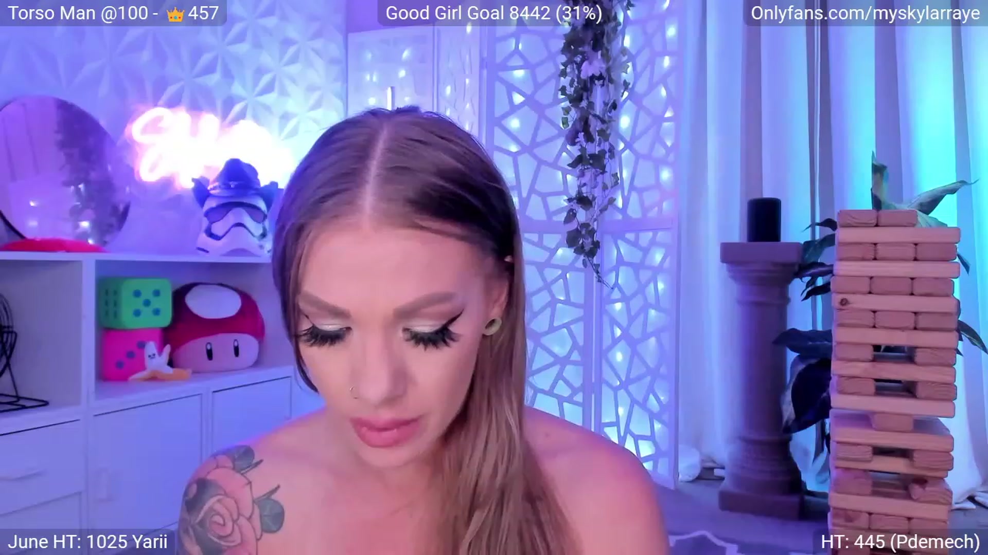 Gallery image thumbnail from MySkylarRaye's myfreecams stream on, 06/03/2023, 05:21 image 15 of 20