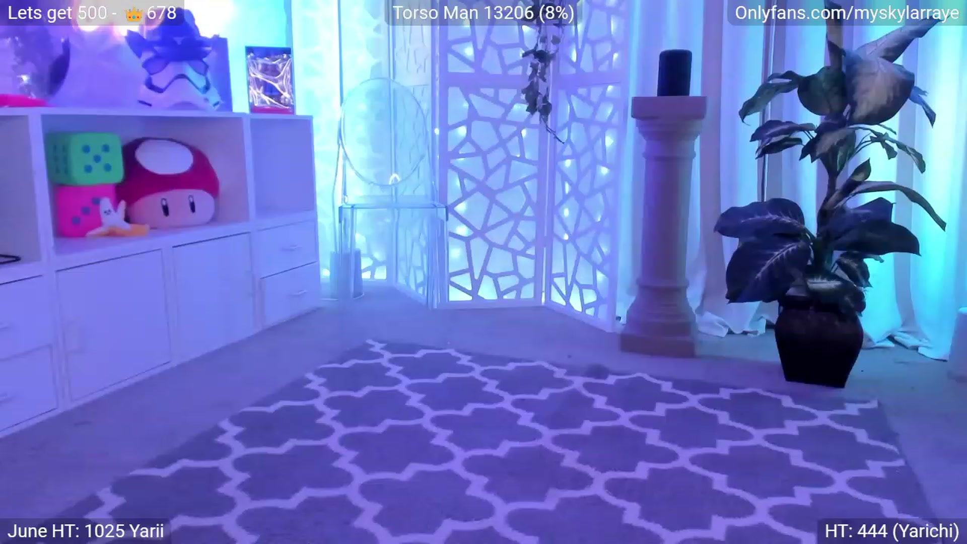 Gallery image thumbnail from MySkylarRaye's myfreecams stream on, 06/11/2023, 04:06 image 9 of 20
