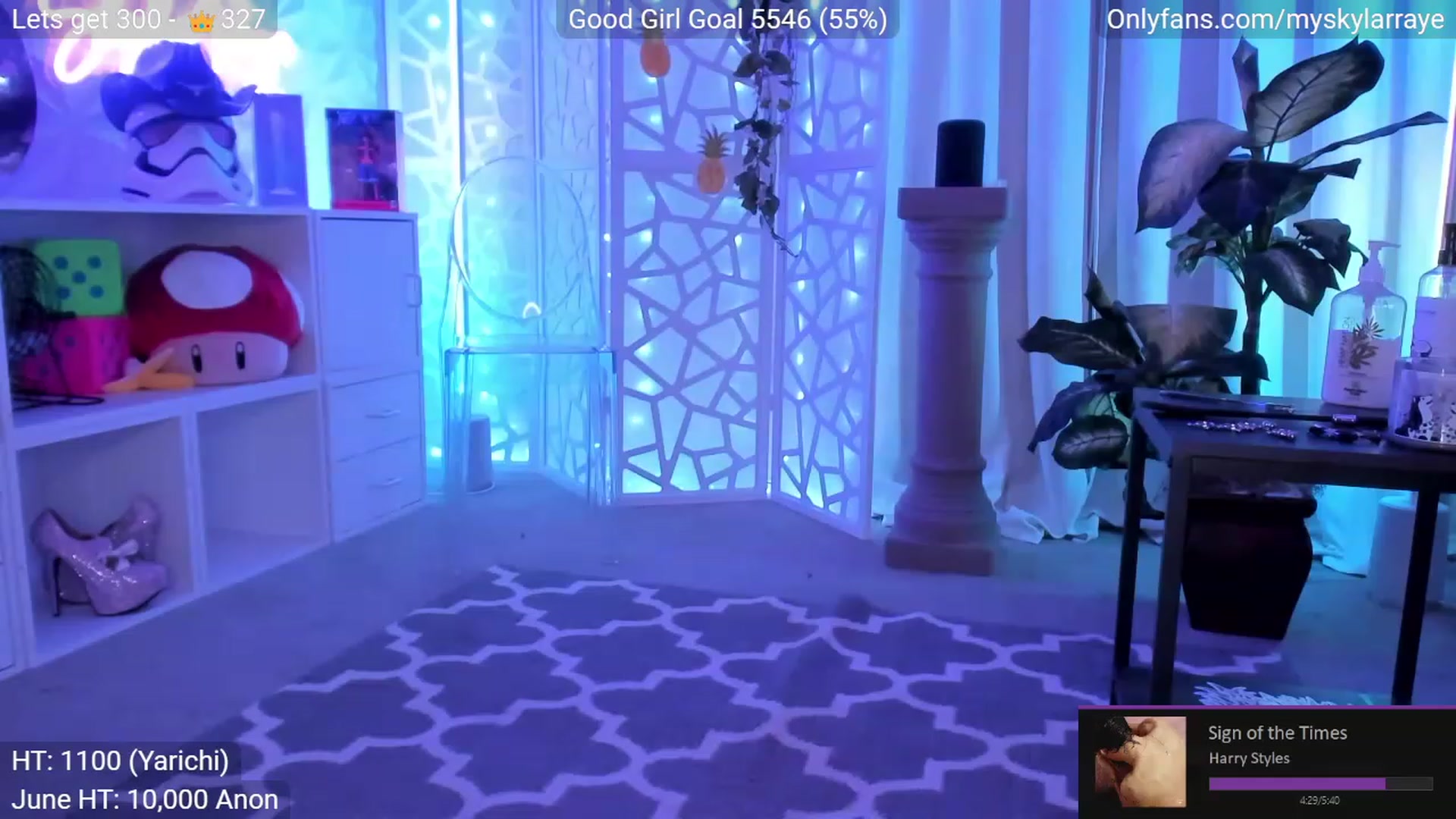 Gallery image thumbnail from MySkylarRaye's myfreecams stream on, 06/14/2023, 04:23 image 15 of 20