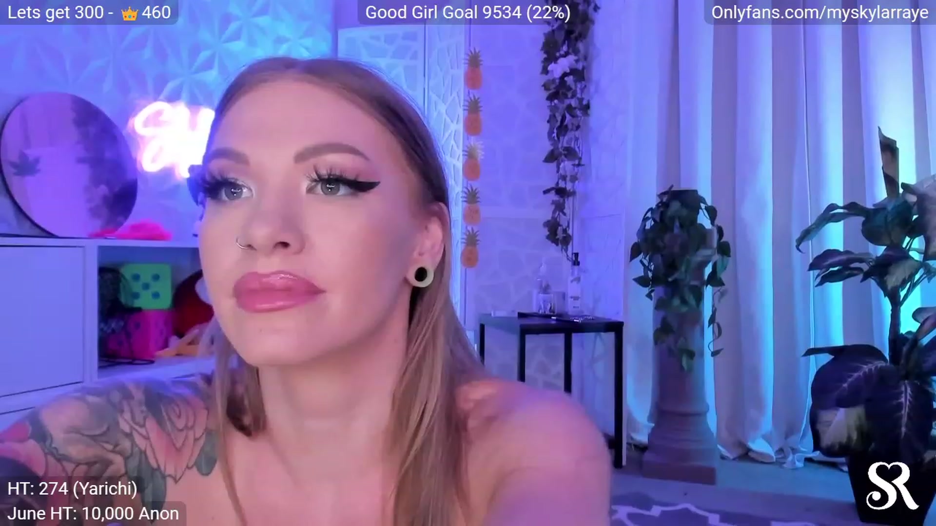 Gallery image thumbnail from MySkylarRaye's myfreecams stream on, 06/26/2023, 03:21 image 17 of 20