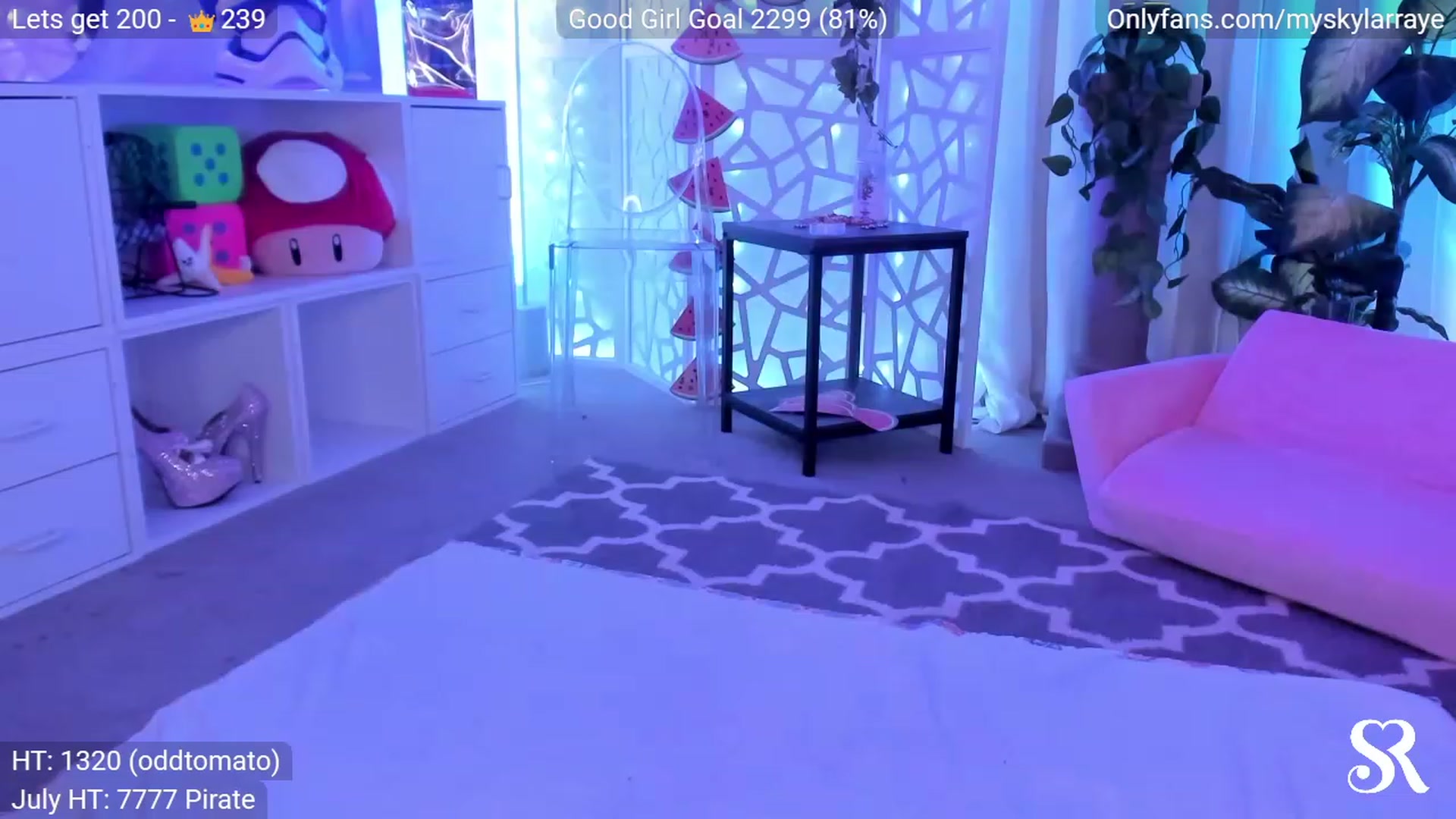 Gallery image thumbnail from MySkylarRaye's myfreecams stream on, 07/17/2023, 02:56 image 18 of 20