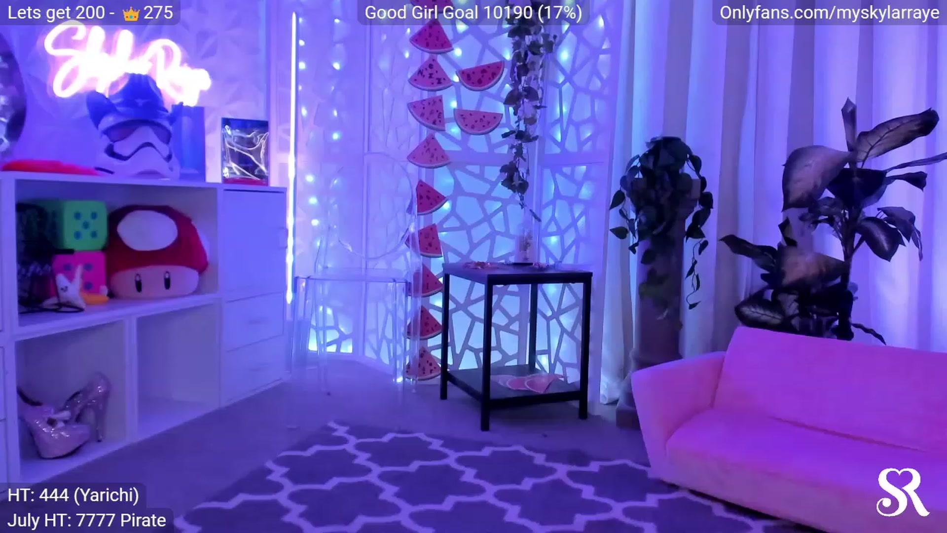 Gallery image thumbnail from MySkylarRaye's myfreecams stream on, 07/24/2023, 01:51 image 19 of 20