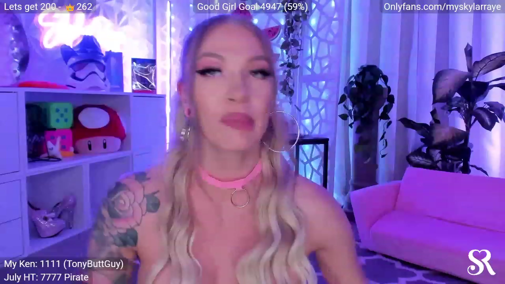 Gallery image thumbnail from MySkylarRaye's myfreecams stream on, 07/24/2023, 03:25 image 13 of 20