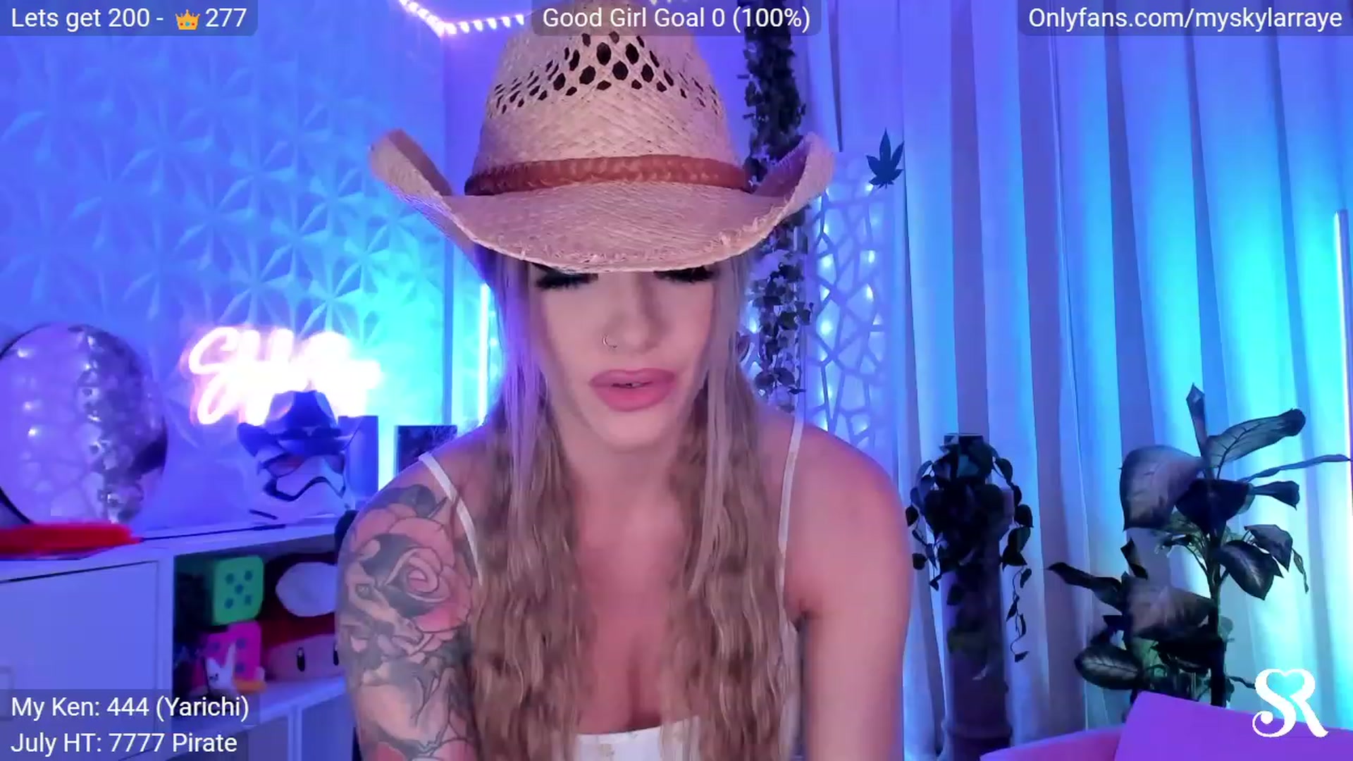 Gallery image thumbnail from MySkylarRaye's myfreecams stream on, 07/27/2023, 03:24 image 3 of 20