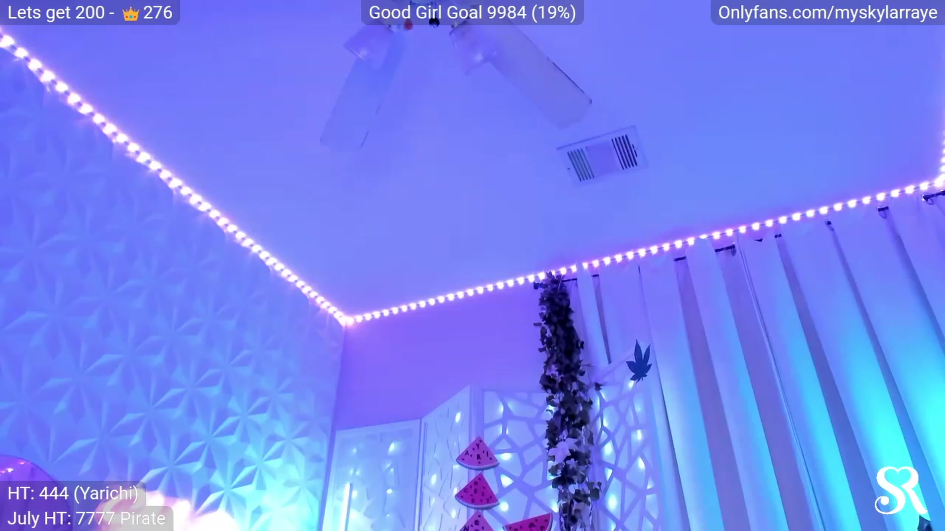 Gallery image thumbnail from MySkylarRaye's myfreecams stream on, 07/28/2023, 04:07 image 17 of 20