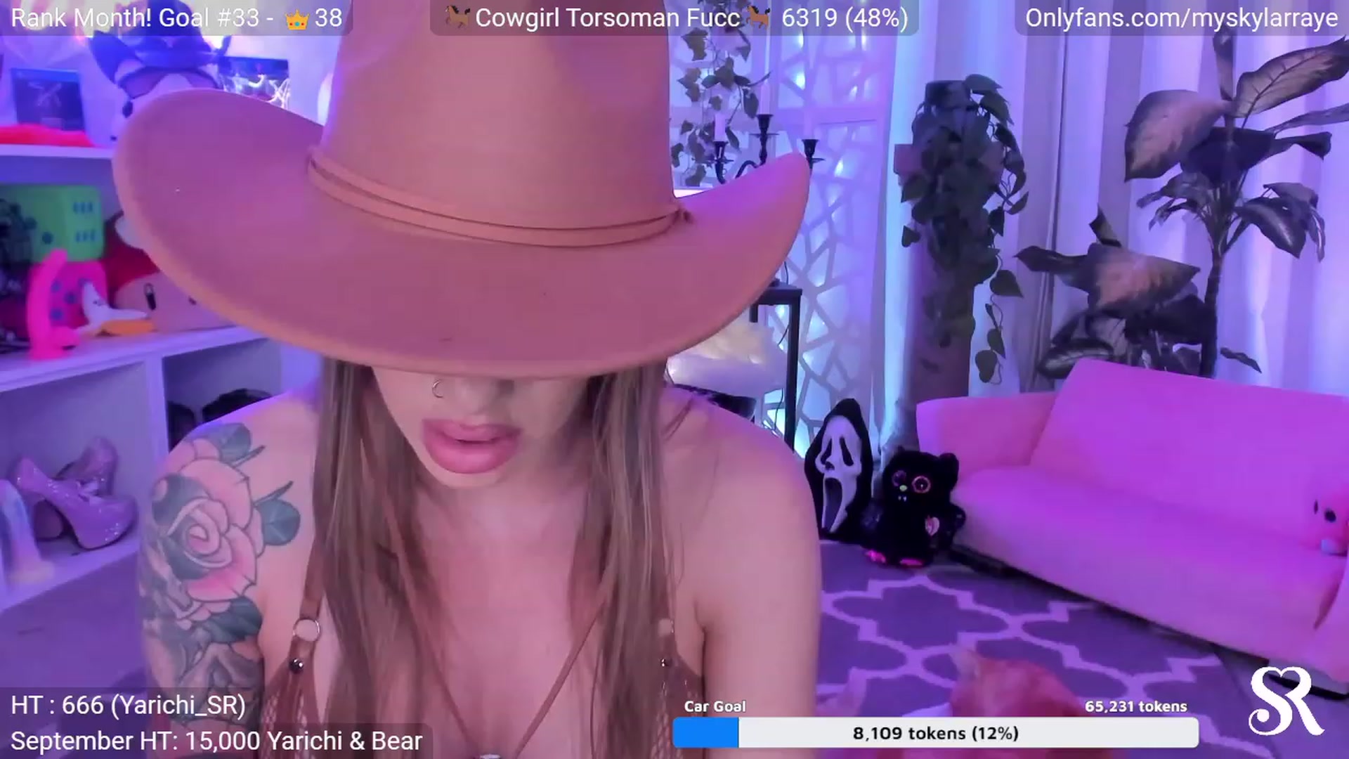 Gallery image thumbnail from MySkylarRaye's myfreecams stream on, 09/28/2023, 04:24 image 15 of 20