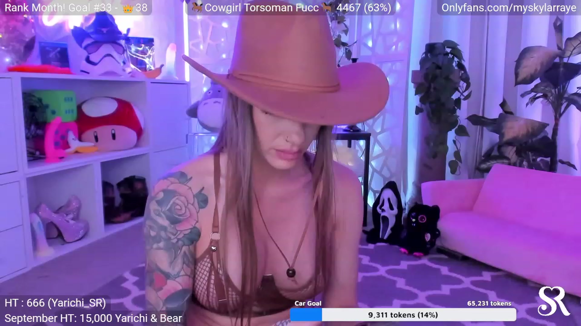 Gallery image thumbnail from MySkylarRaye's myfreecams stream on, 09/28/2023, 05:03 image 16 of 20