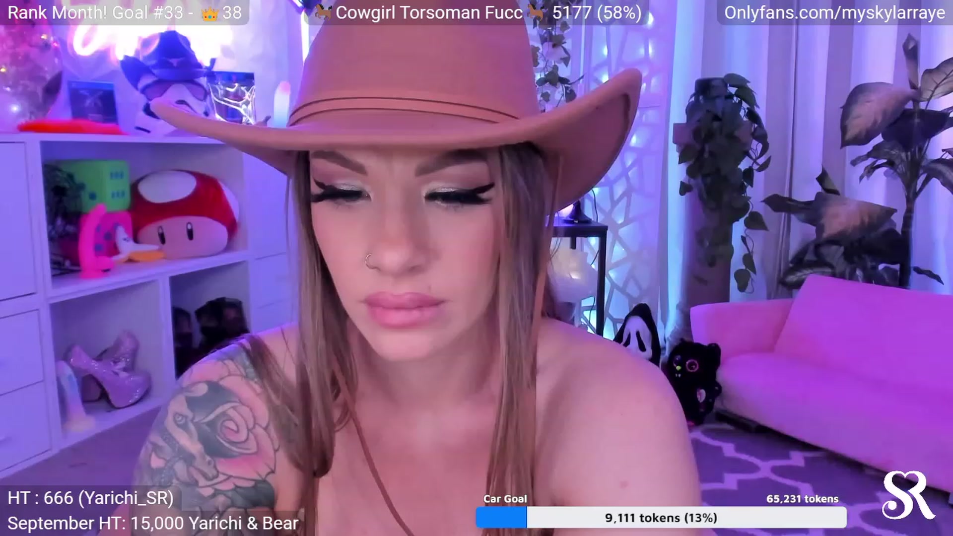 Gallery image thumbnail from MySkylarRaye's myfreecams stream on, 09/28/2023, 05:03 image 12 of 20