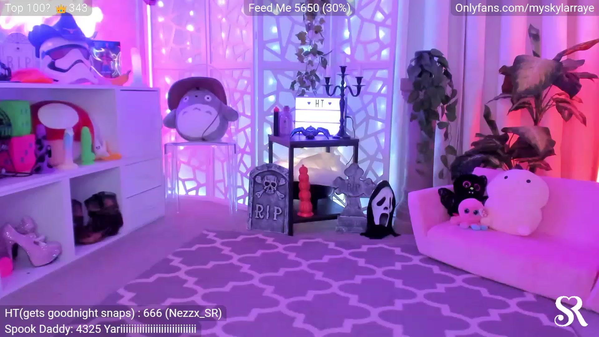 Gallery image thumbnail from MySkylarRaye's myfreecams stream on, 10/21/2023, 06:38 image 5 of 20