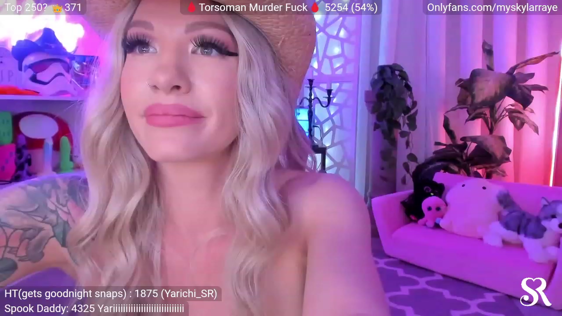 Gallery image thumbnail from MySkylarRaye's myfreecams stream on, 10/26/2023, 05:54 image 16 of 20