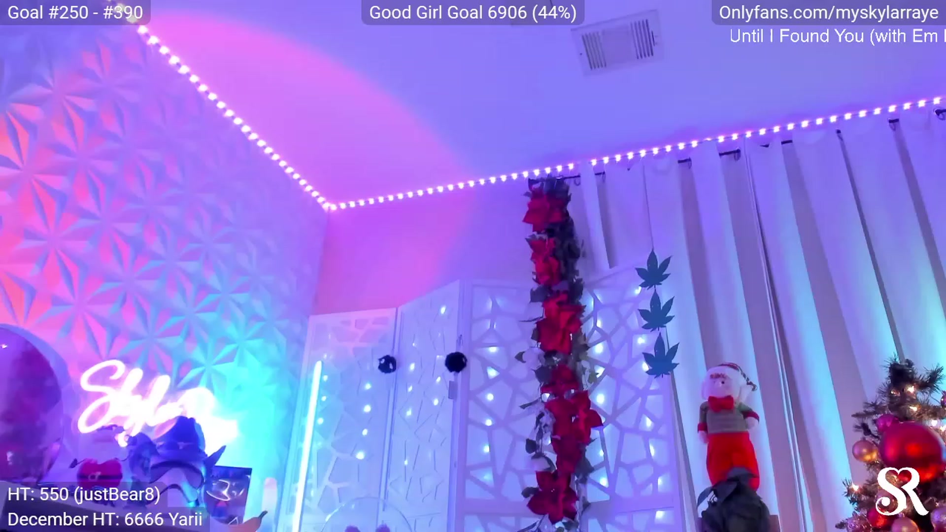 Gallery image thumbnail from MySkylarRaye's myfreecams stream on, 12/29/2023, 06:32 image 10 of 20