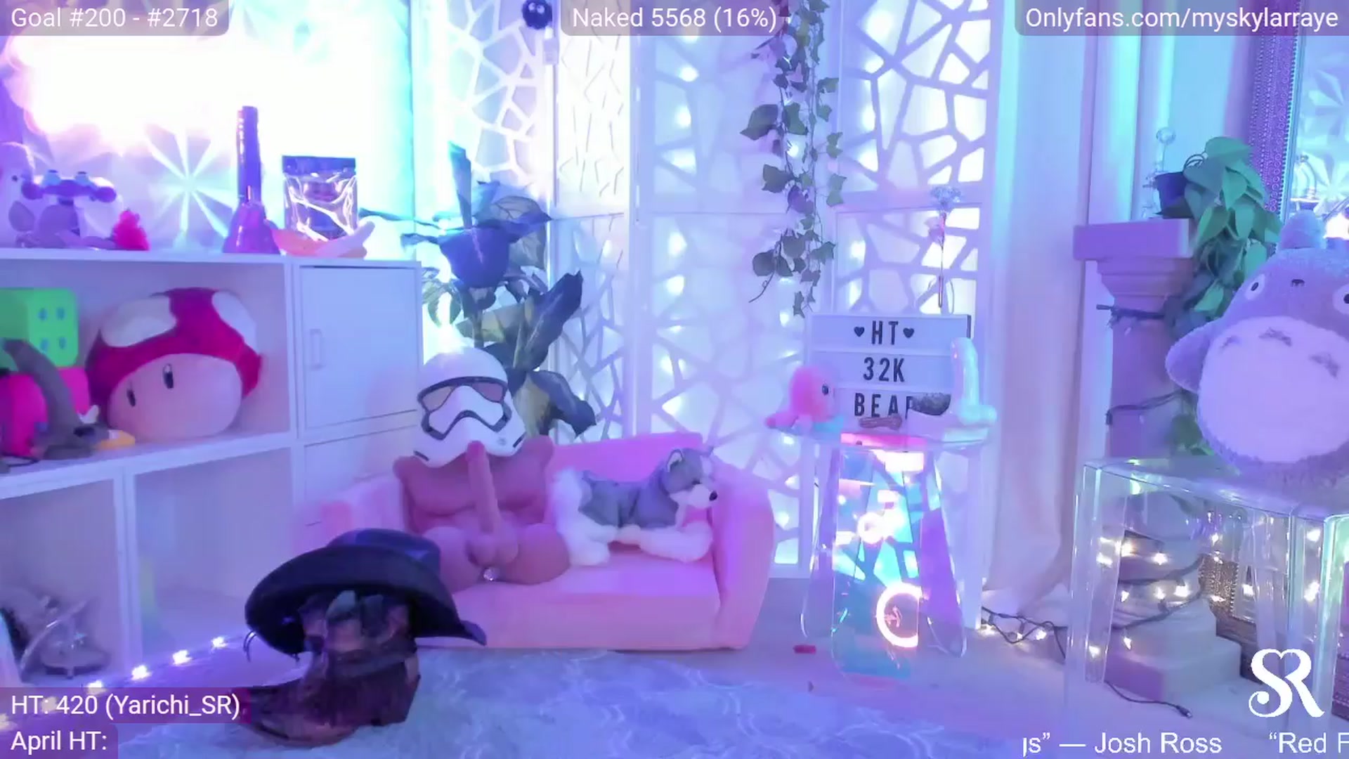 Gallery image thumbnail from MySkylarRaye's myfreecams stream on, 04/12/2024, 03:41 image 2 of 20