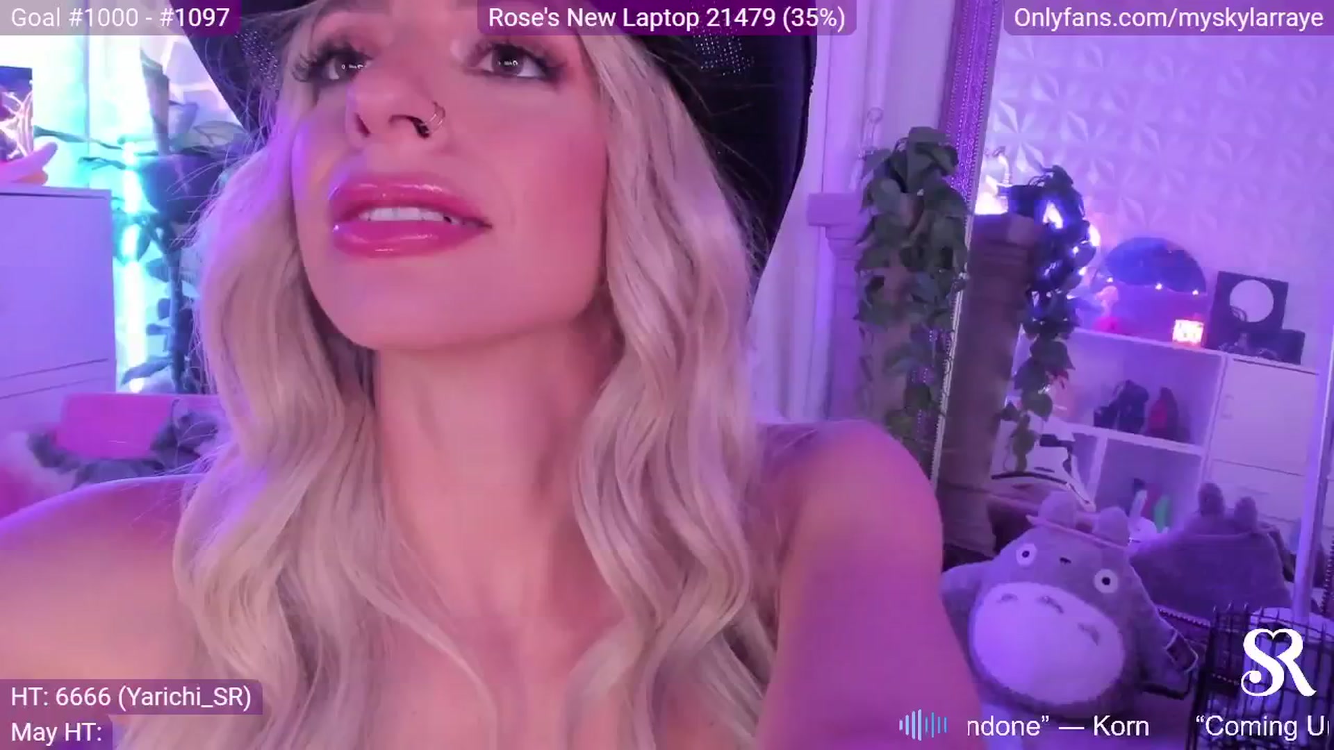 Gallery image thumbnail from MySkylarRaye's myfreecams stream on, 05/20/2024, 09:04 image 17 of 20