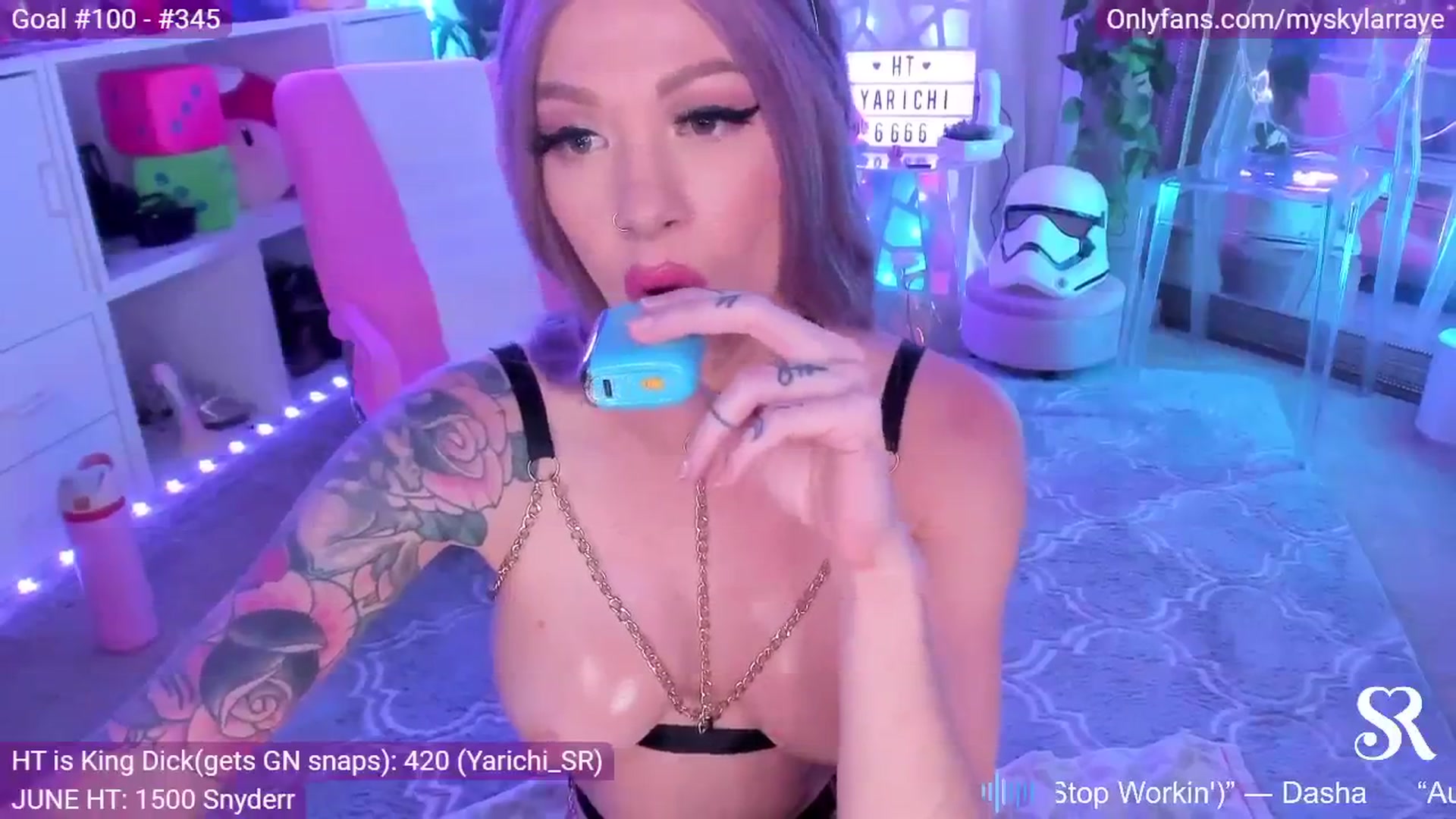 Gallery image thumbnail from MySkylarRaye's myfreecams stream on, 06/05/2024, 04:01 image 13 of 20