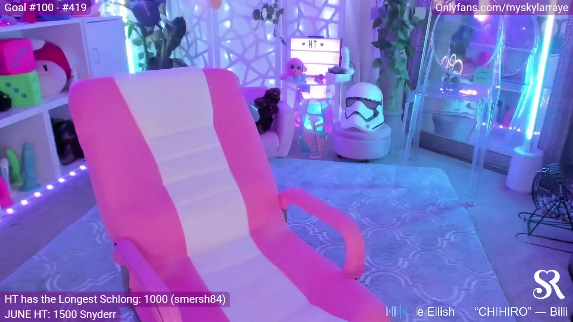 Gallery image thumbnail from MySkylarRaye's myfreecams stream on, 06/10/2024, 24:01 image 20 of 20