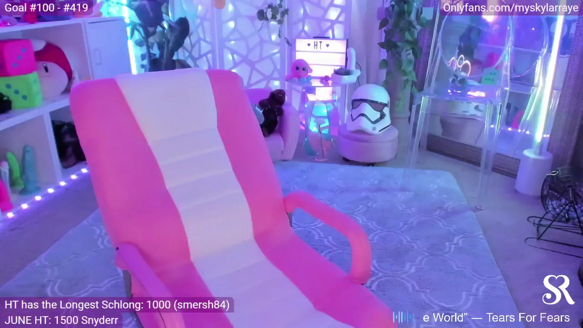 Gallery image thumbnail from MySkylarRaye's myfreecams stream on, 06/10/2024, 24:58 image 19 of 20