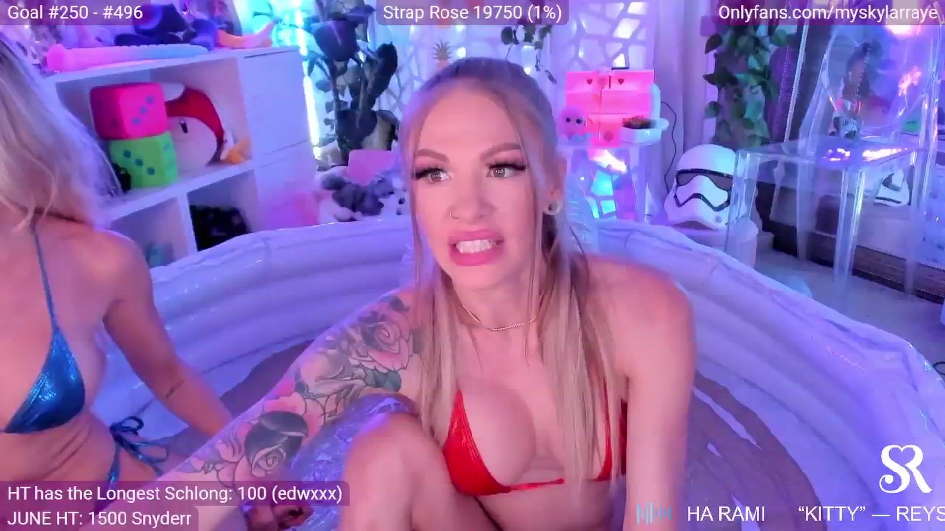 Gallery image thumbnail from MySkylarRaye's myfreecams stream on, 06/16/2024, 04:21 image 12 of 20