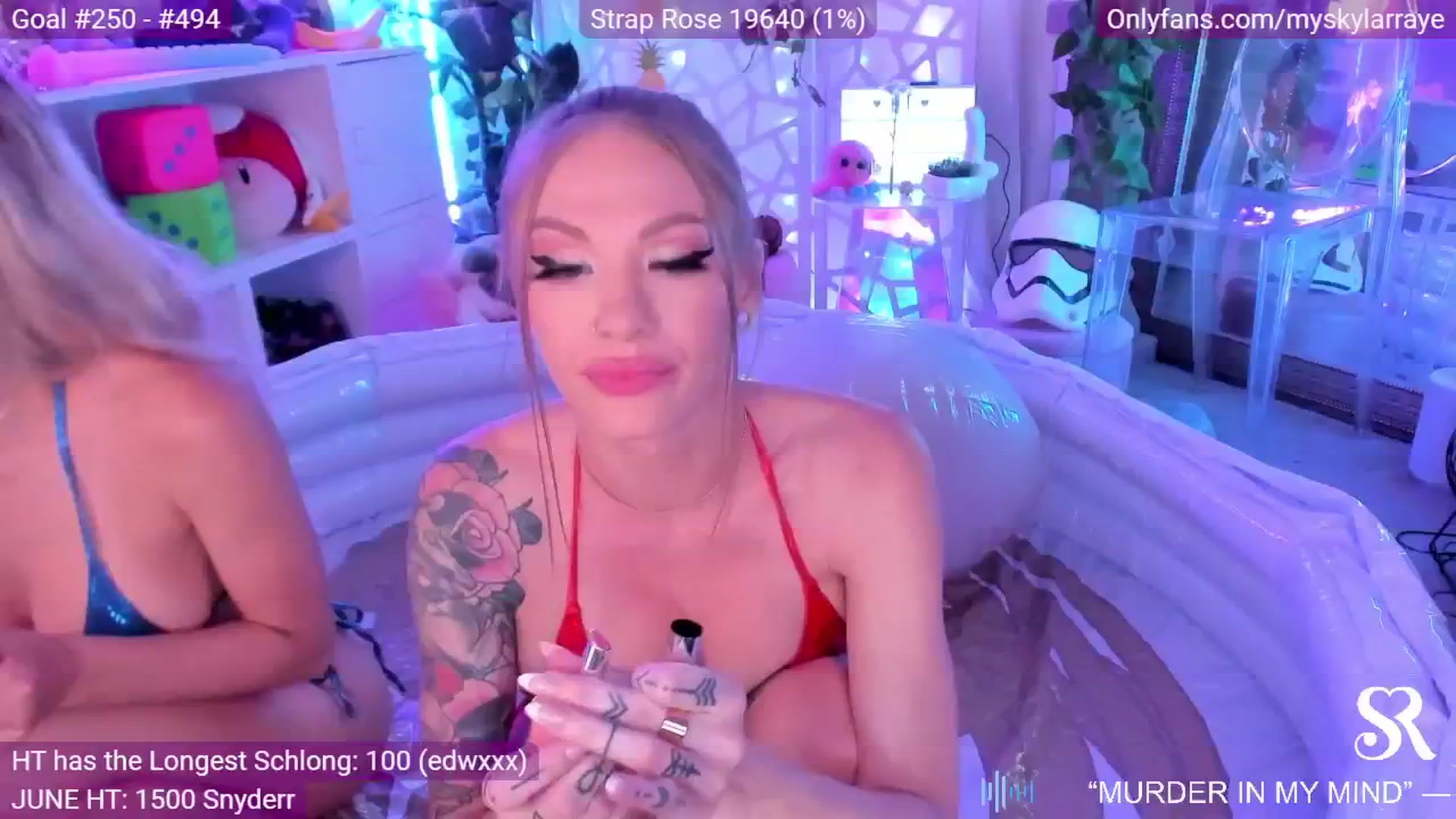 Gallery image thumbnail from MySkylarRaye's myfreecams stream on, 06/16/2024, 04:21 image 18 of 20