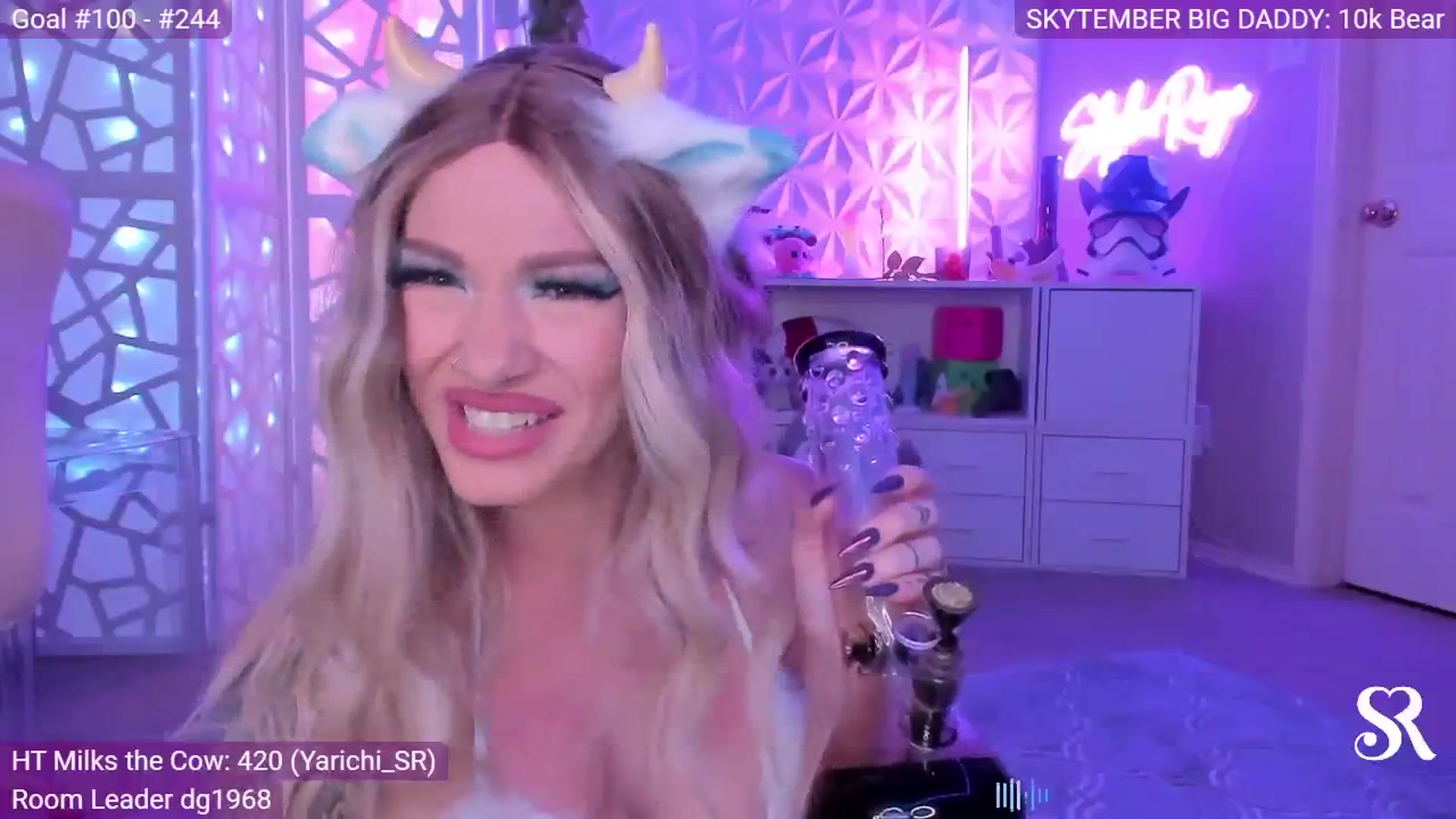 Gallery image thumbnail from MySkylarRaye's myfreecams stream on, 09/20/2024, 04:03 image 14 of 20