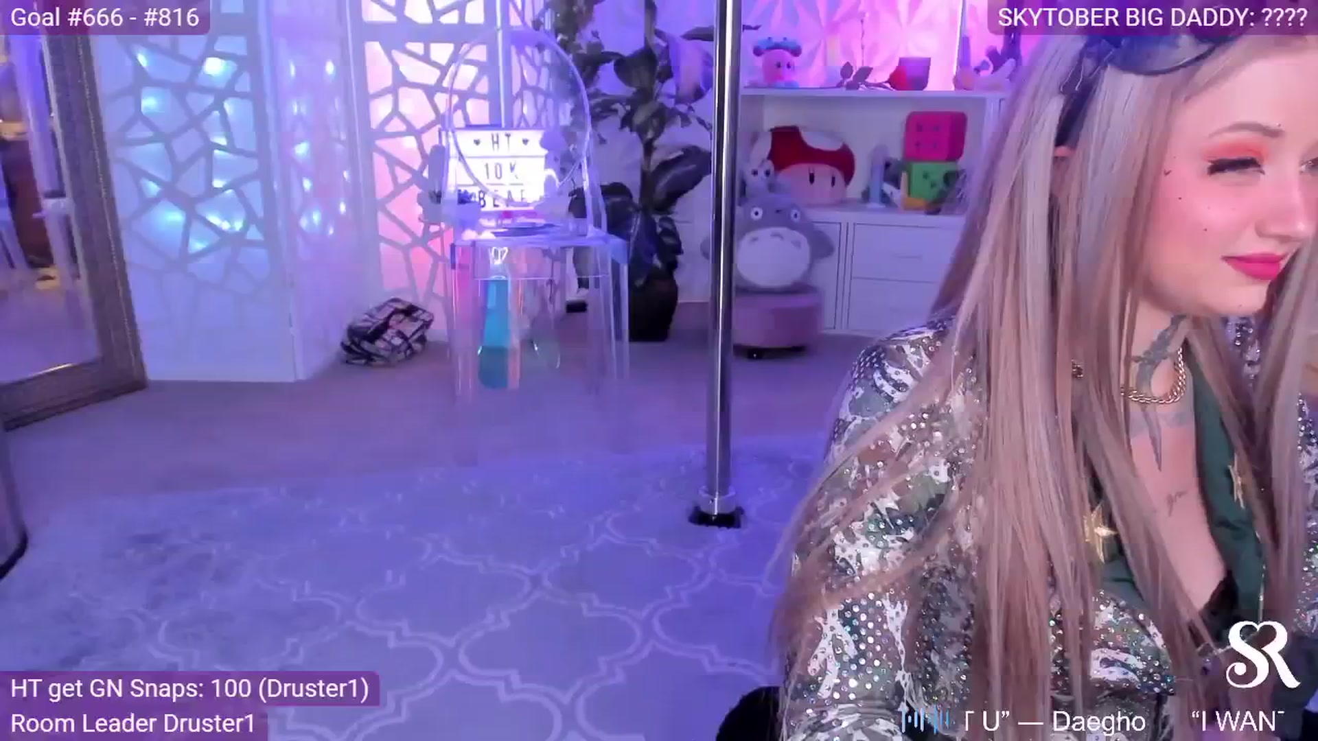 Gallery image thumbnail from MySkylarRaye's myfreecams stream on, 10/13/2024, 07:56 image 1 of 20