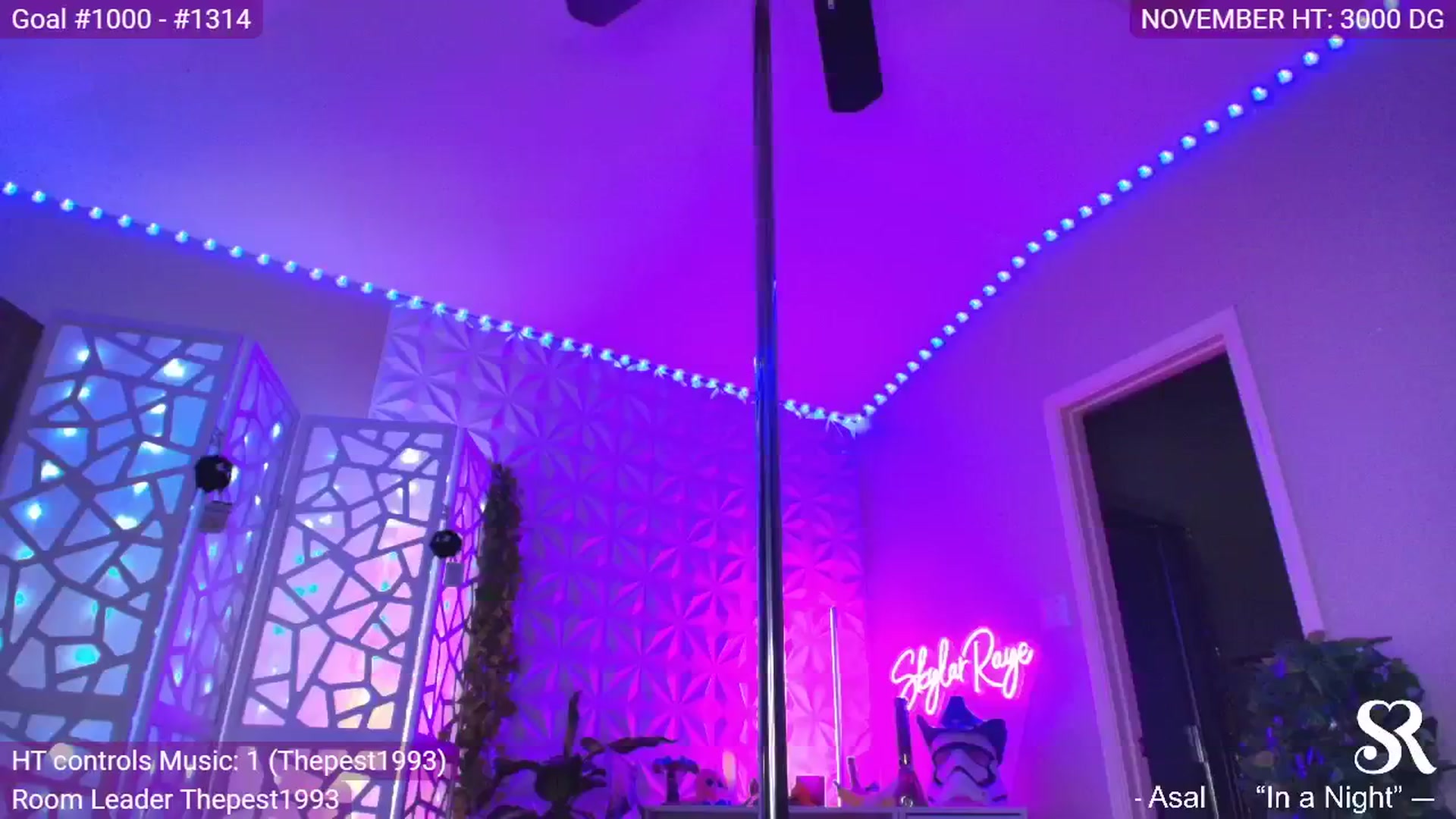 Gallery image thumbnail from MySkylarRaye's myfreecams stream on, 11/30/2024, 04:26 image 4 of 20