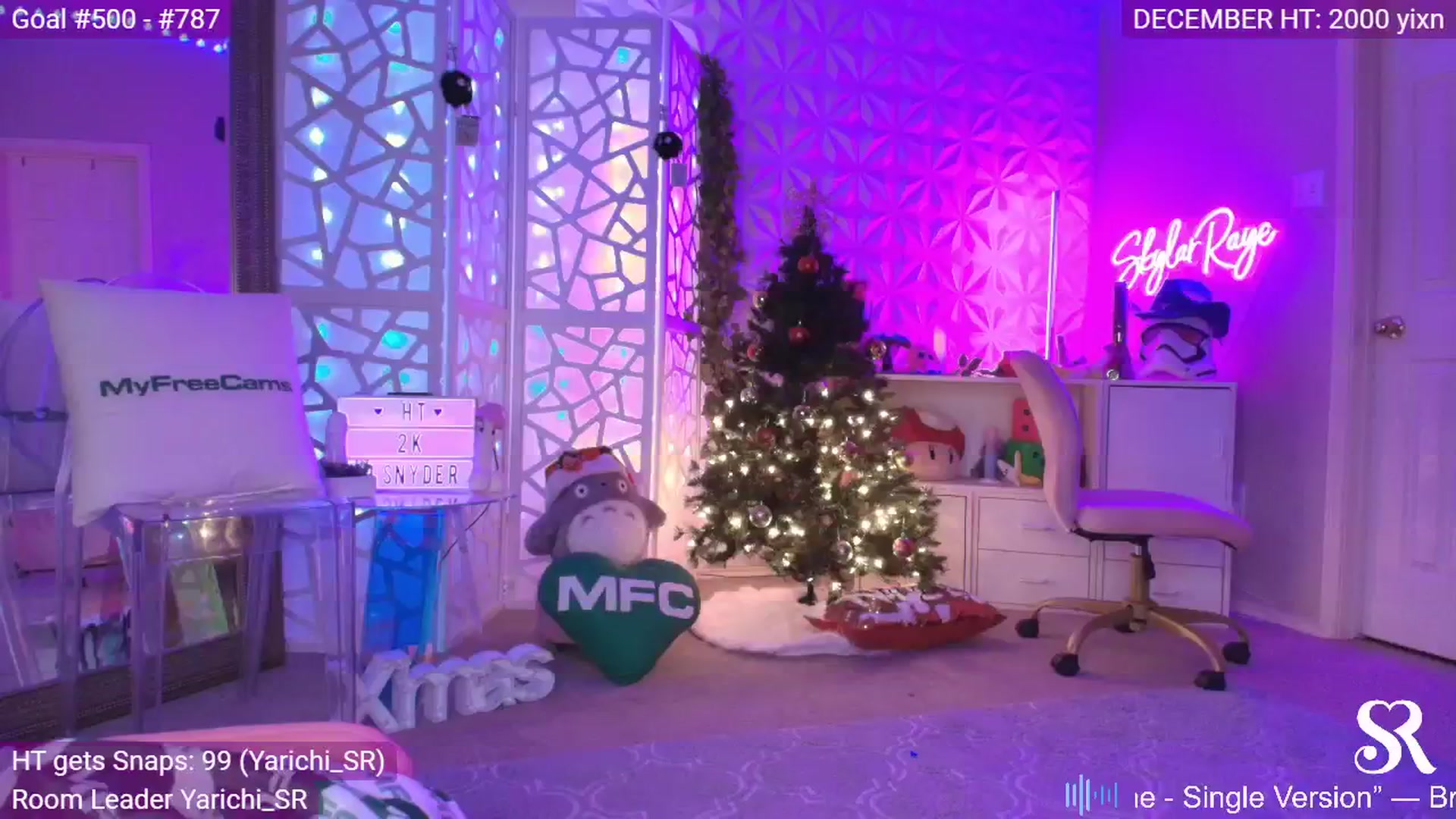Gallery image thumbnail from MySkylarRaye's myfreecams stream on, 12/22/2024, 02:46 image 3 of 20