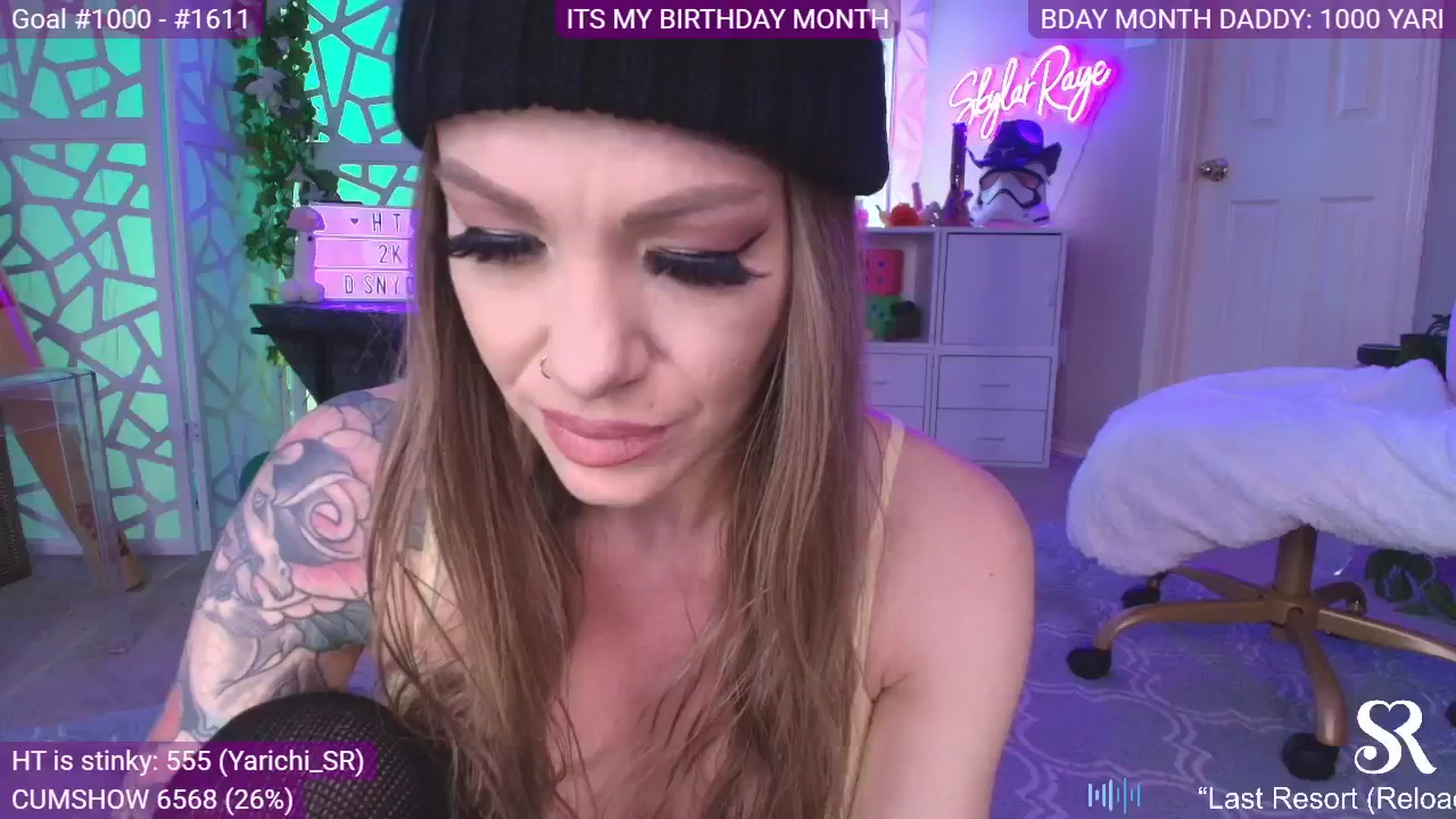 Gallery image thumbnail from MySkylarRaye's myfreecams stream on, 02/19/2025, 02:38 image 5 of 20