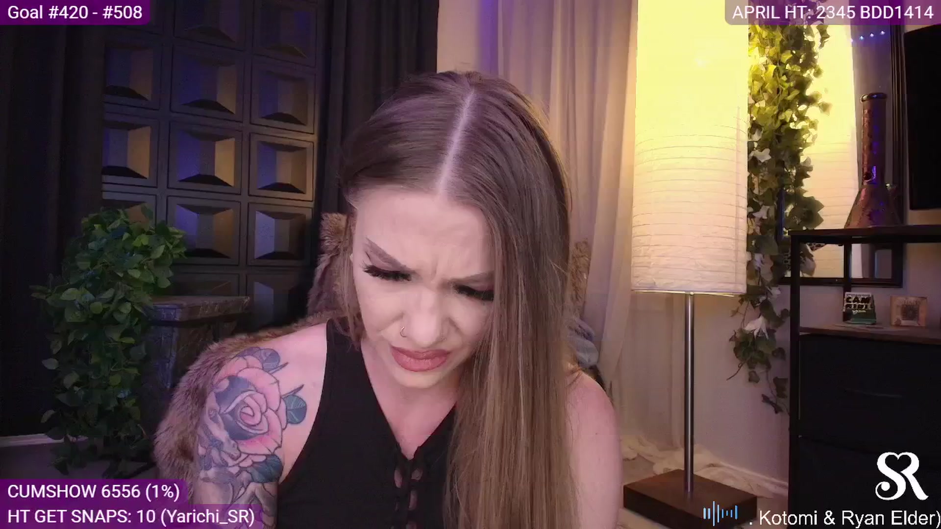 Gallery image thumbnail from MySkylarRaye's myfreecams stream on, 04/12/2025, 02:08 image 19 of 20