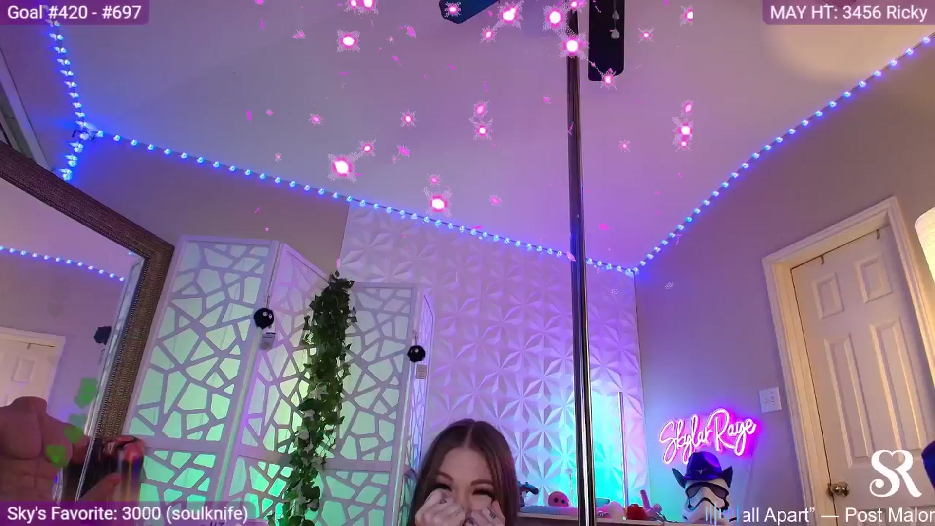Gallery image thumbnail from MySkylarRaye's myfreecams stream on, 05/15/2025, 04:15 image 8 of 20