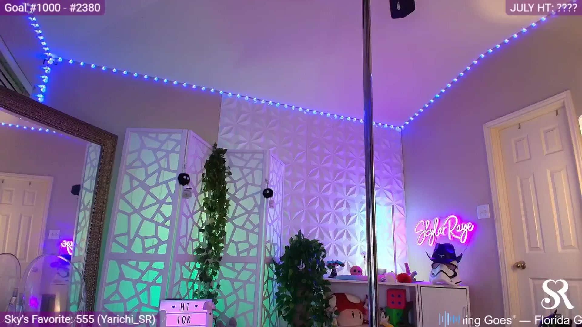 Gallery image thumbnail from MySkylarRaye's myfreecams stream on, 07/17/2025, 06:25 image 16 of 20