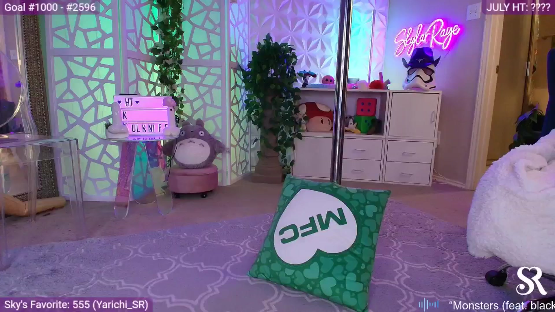 Gallery image thumbnail from MySkylarRaye's myfreecams stream on, 07/17/2025, 06:25 image 1 of 20