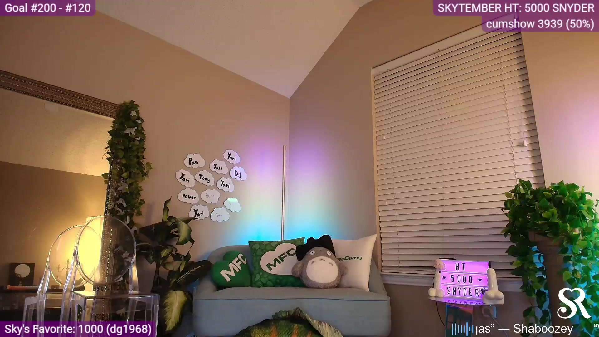 Gallery image thumbnail from MySkylarRaye's myfreecams stream on, 09/08/2026, 03:55 image 17 of 20