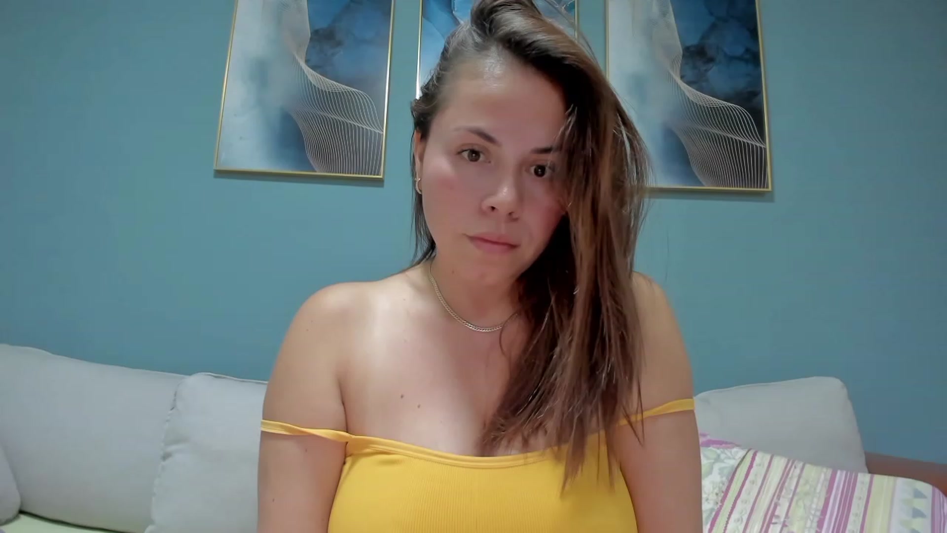 Gallery image thumbnail from MySoFtyGuNS's myfreecams stream on, 03/24/2023, 16:21 image 1 of 20