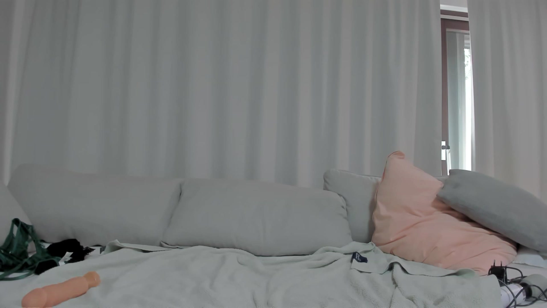 Gallery image thumbnail from MySoFtyGuNS's myfreecams stream on, 09/18/2023, 10:41 image 6 of 20