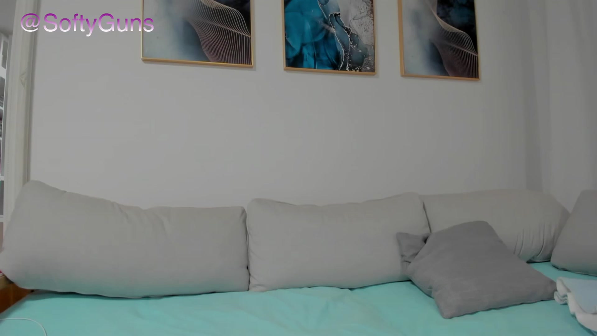 Gallery image thumbnail from MySoFtyGuNS's myfreecams stream on, 11/18/2023, 16:38 image 17 of 20