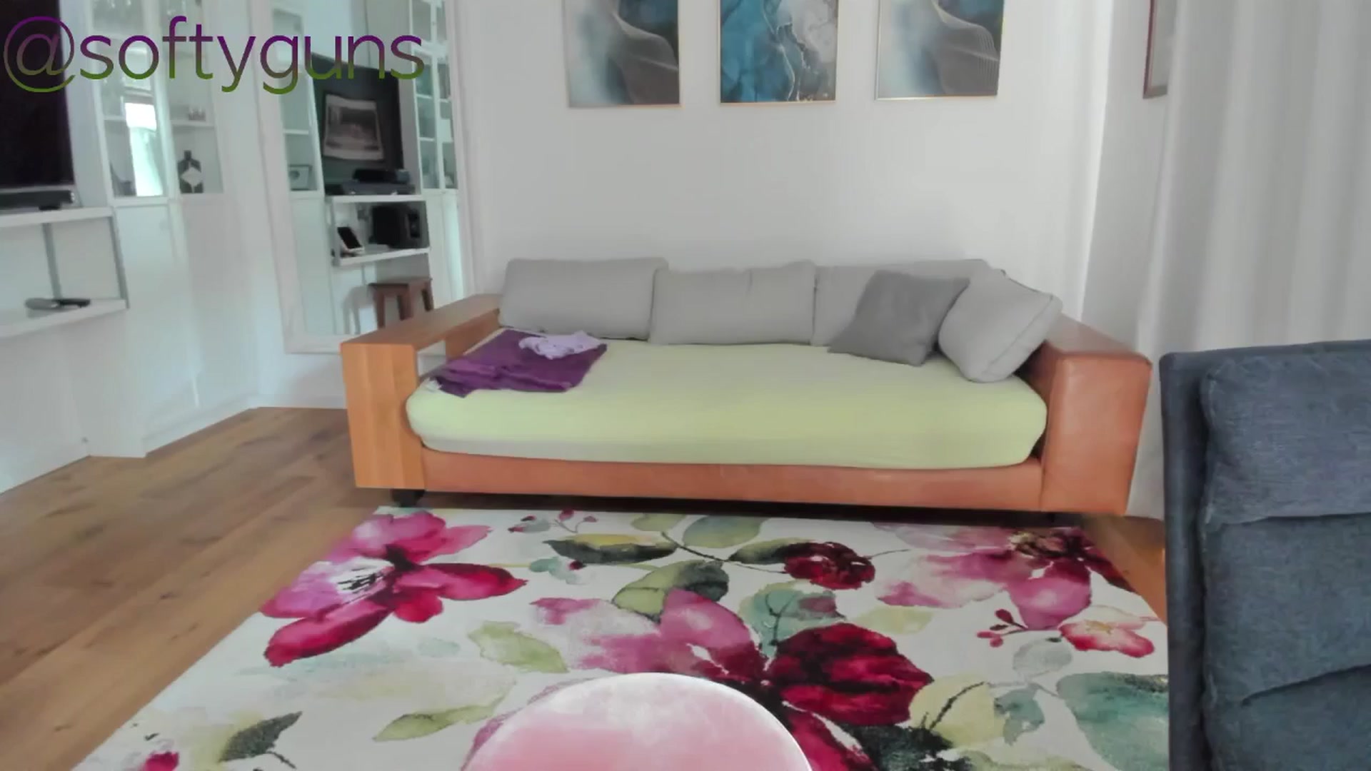 Gallery image thumbnail from MySoFtyGuNS's myfreecams stream on, 05/04/2024, 14:01 image 18 of 20