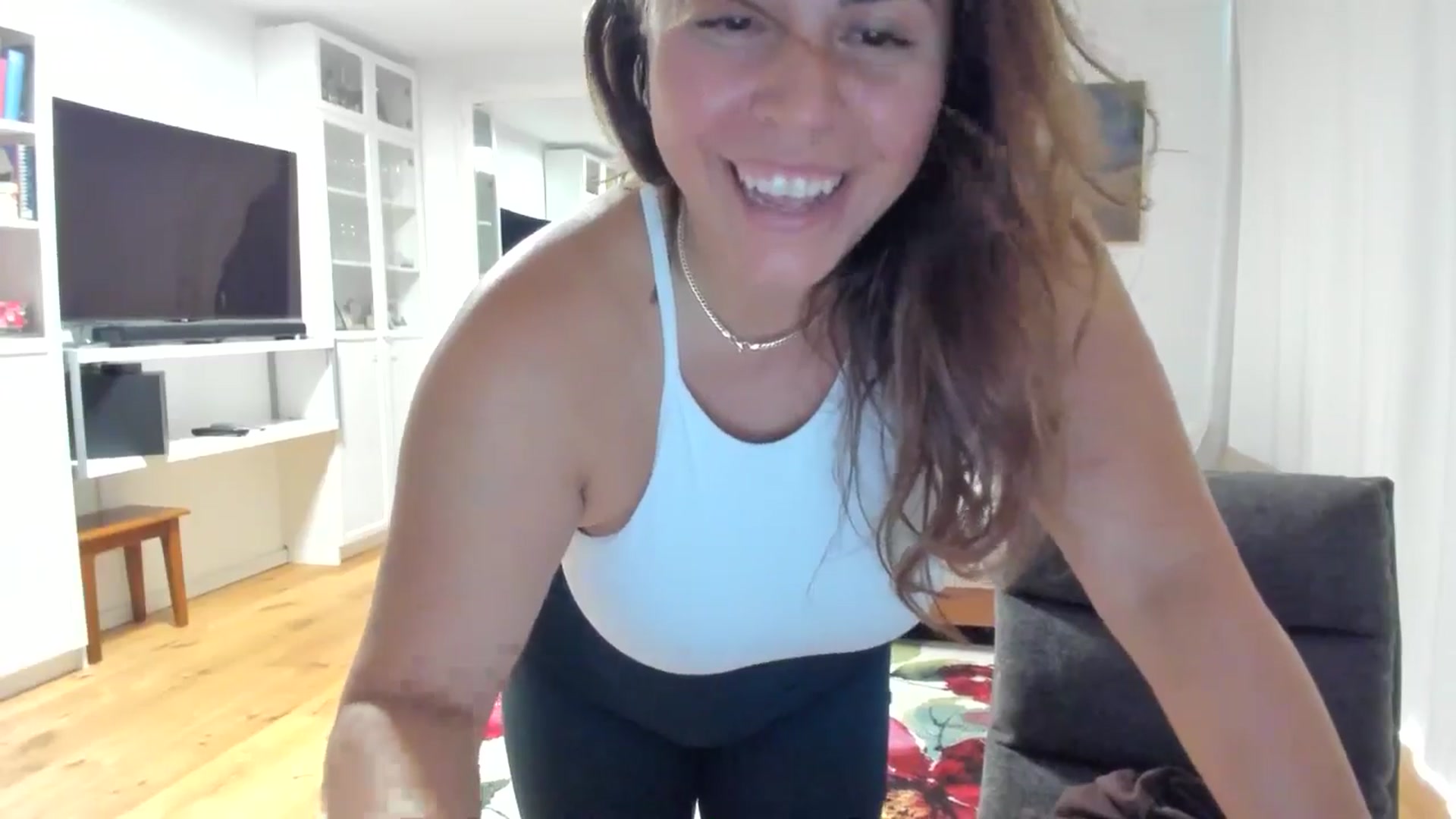 Gallery image thumbnail from MySoFtyGuNS's myfreecams stream on, 07/27/2024, 16:40 image 17 of 20
