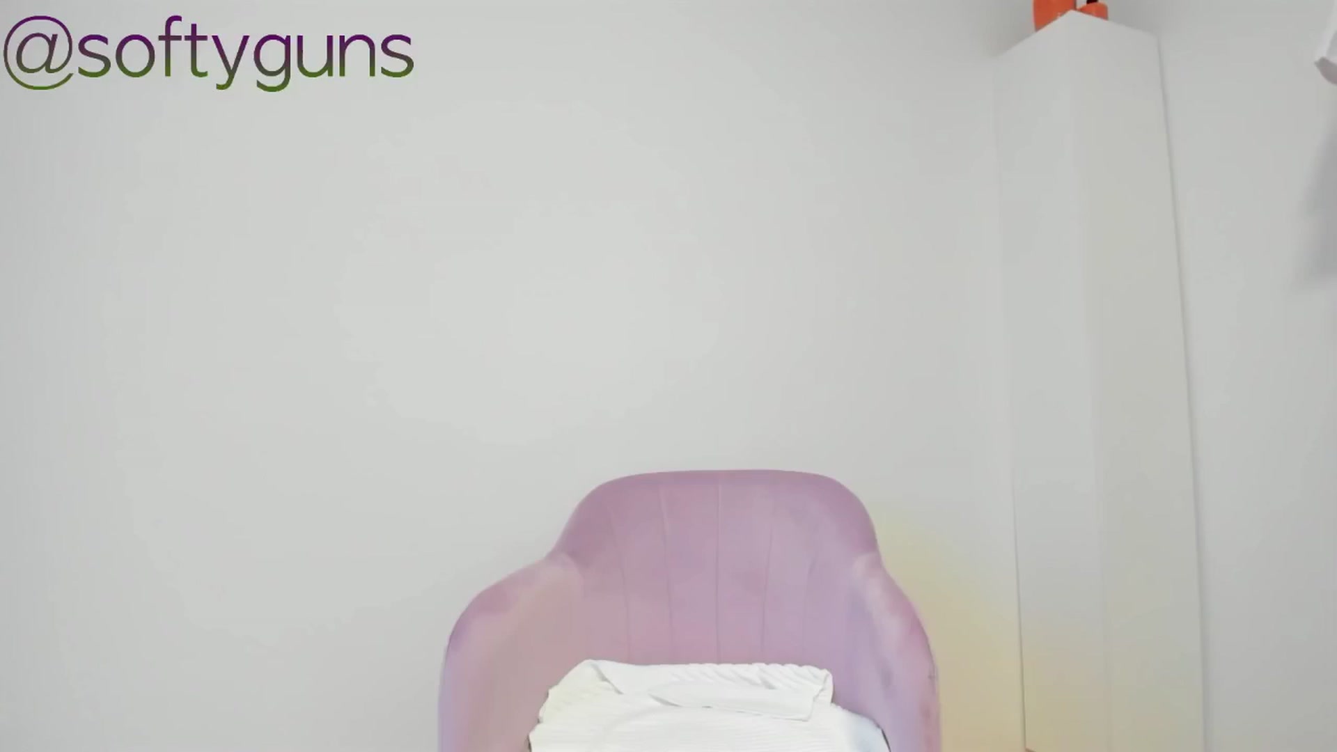 Gallery image thumbnail from MySoFtyGuNS's myfreecams stream on, 09/30/2024, 12:18 image 6 of 20