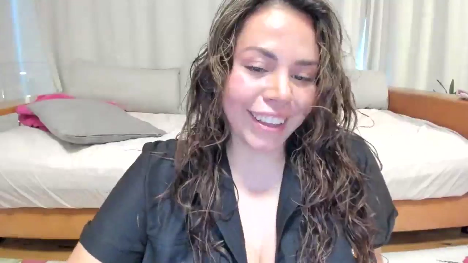 Gallery image thumbnail from MySoFtyGuNS's myfreecams stream on, 02/08/2025, 12:12 image 13 of 20