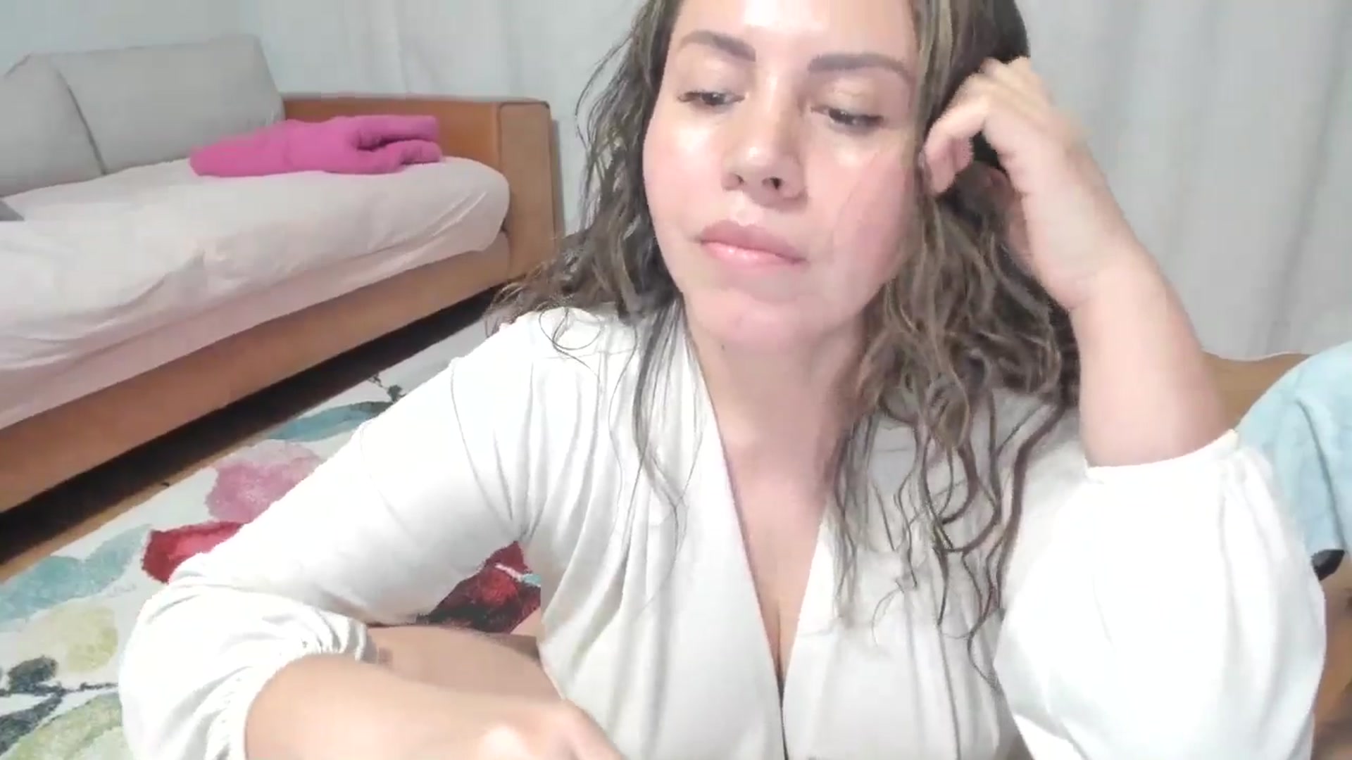 Gallery image thumbnail from MySoFtyGuNS's myfreecams stream on, 03/01/2025, 17:10 image 17 of 20