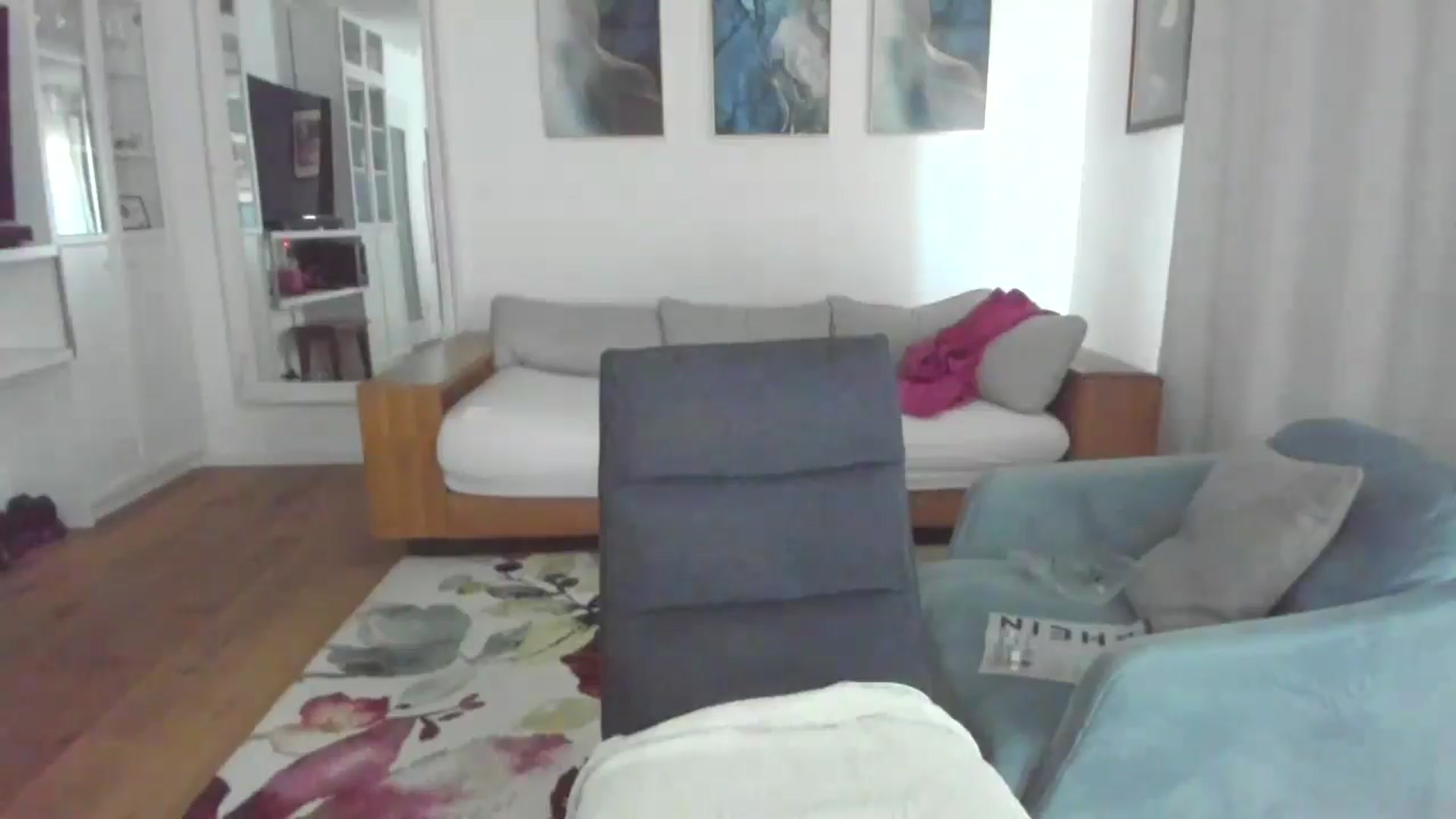 Gallery image thumbnail from MySoFtyGuNS's myfreecams stream on, 04/08/2025, 09:17 image 17 of 20