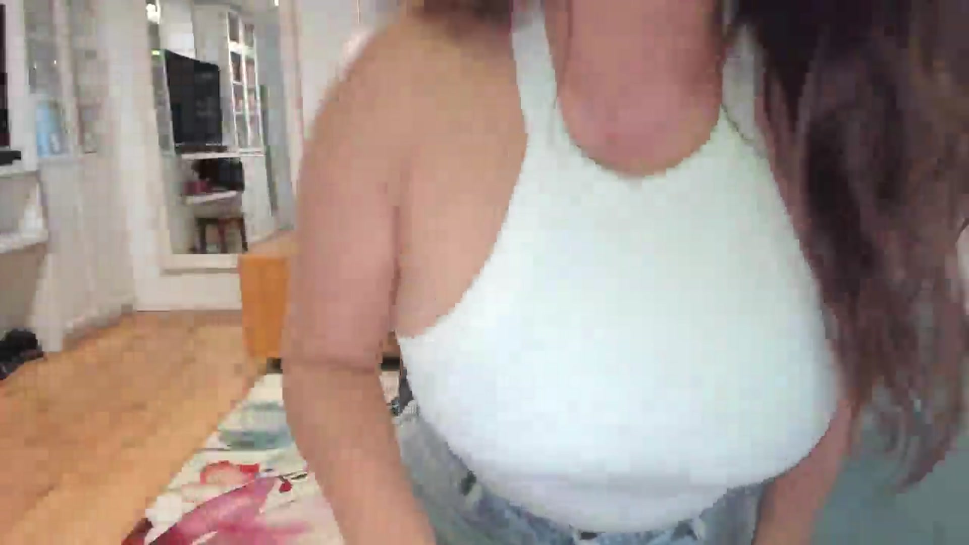 Gallery image thumbnail from MySoFtyGuNS's myfreecams stream on, 04/08/2025, 09:17 image 18 of 20