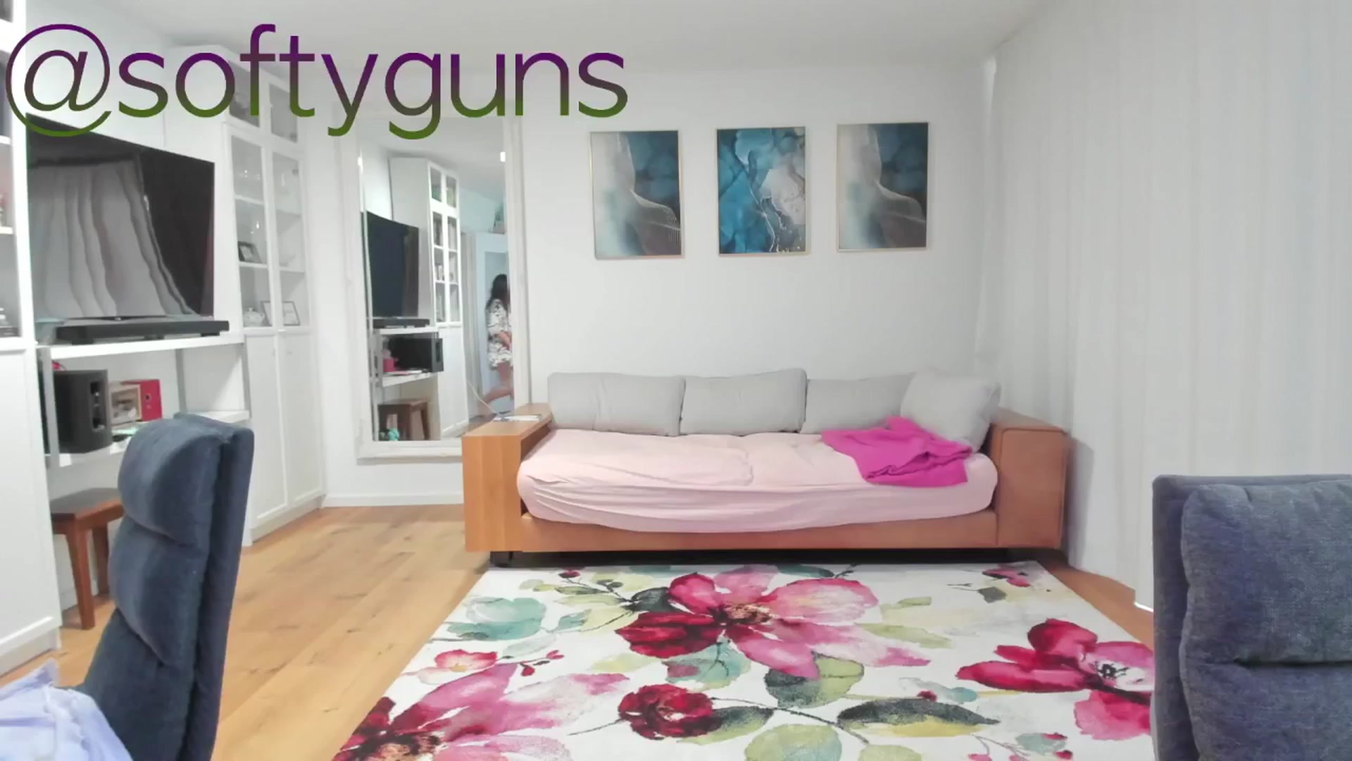 Gallery image thumbnail from MySoFtyGuNS's myfreecams stream on, 05/10/2025, 15:09 image 17 of 20