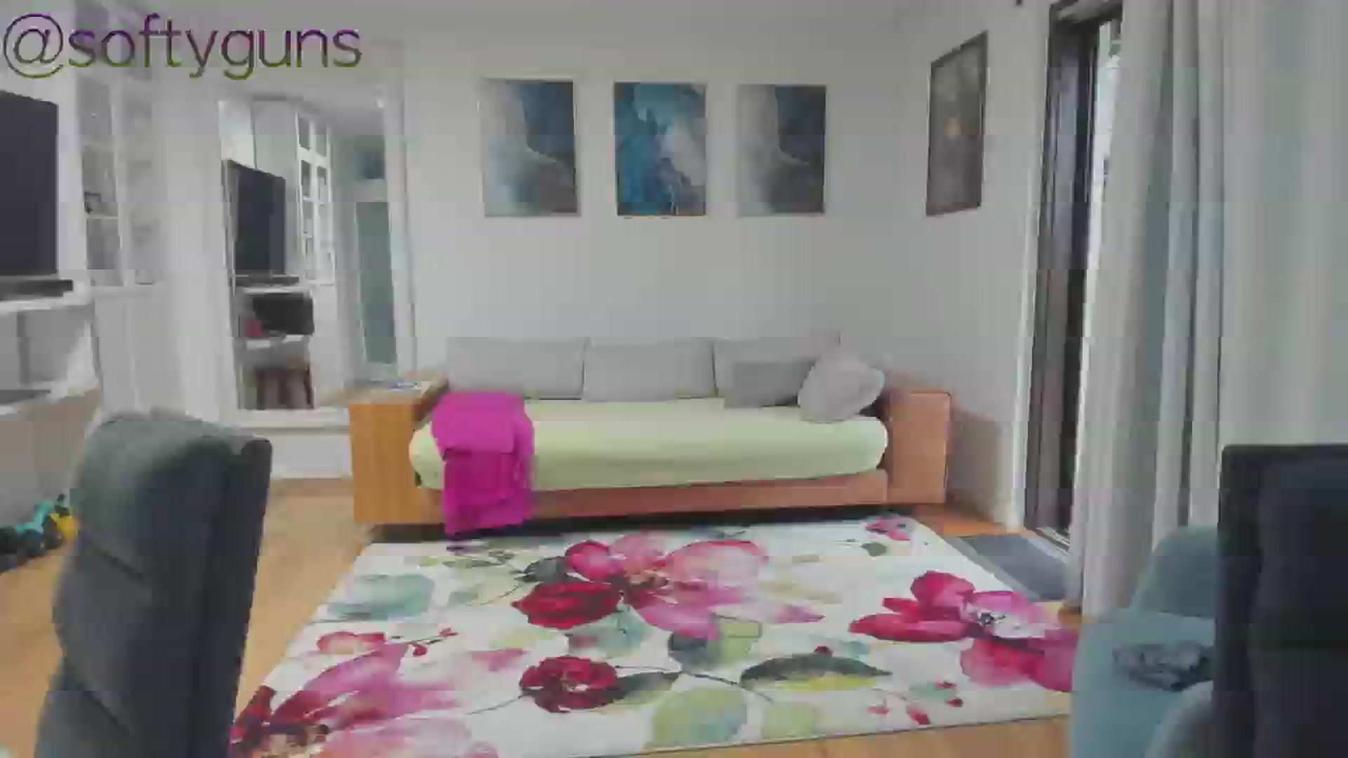 Gallery image thumbnail from MySoFtyGuNS's myfreecams stream on, 05/31/2025, 14:18 image 16 of 20