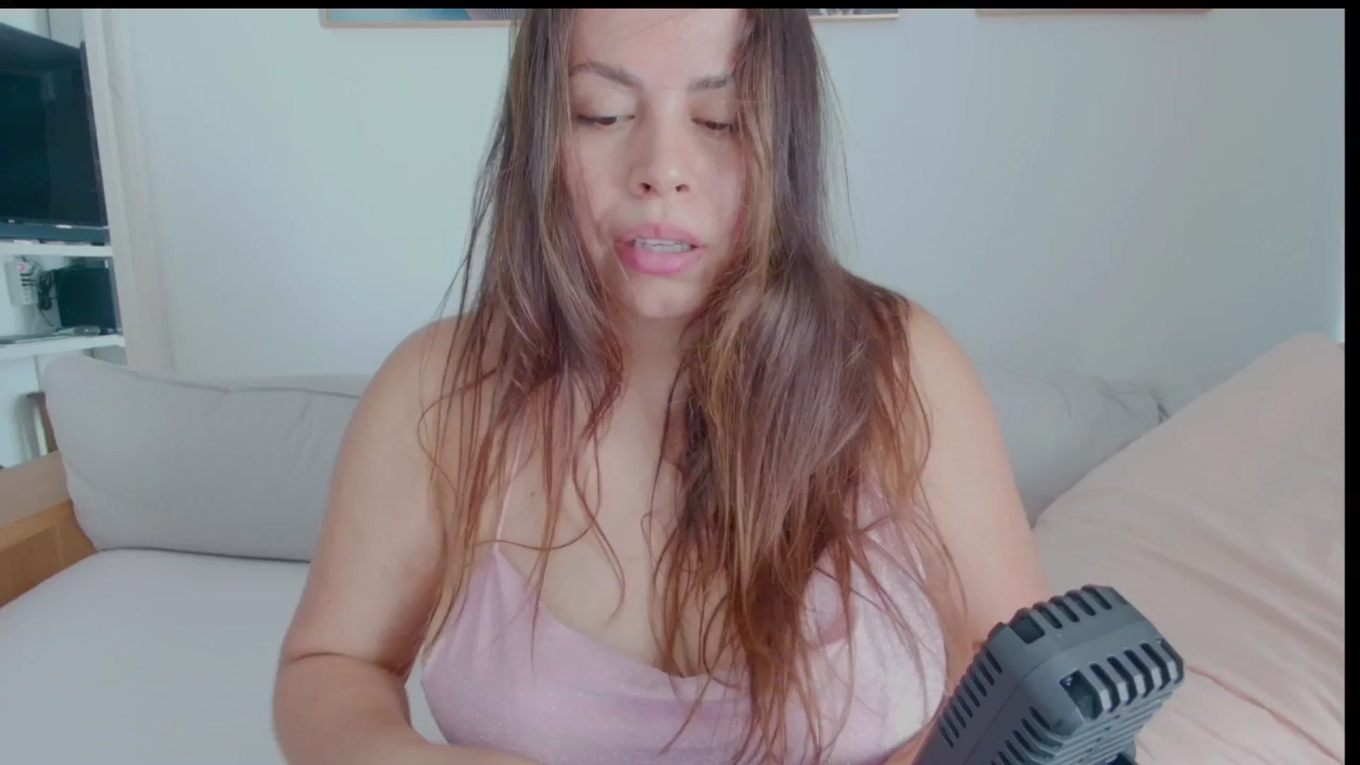 Gallery image thumbnail from MySoFtyGuNS's myfreecams stream on, 08/24/2025, 16:10 image 7 of 20