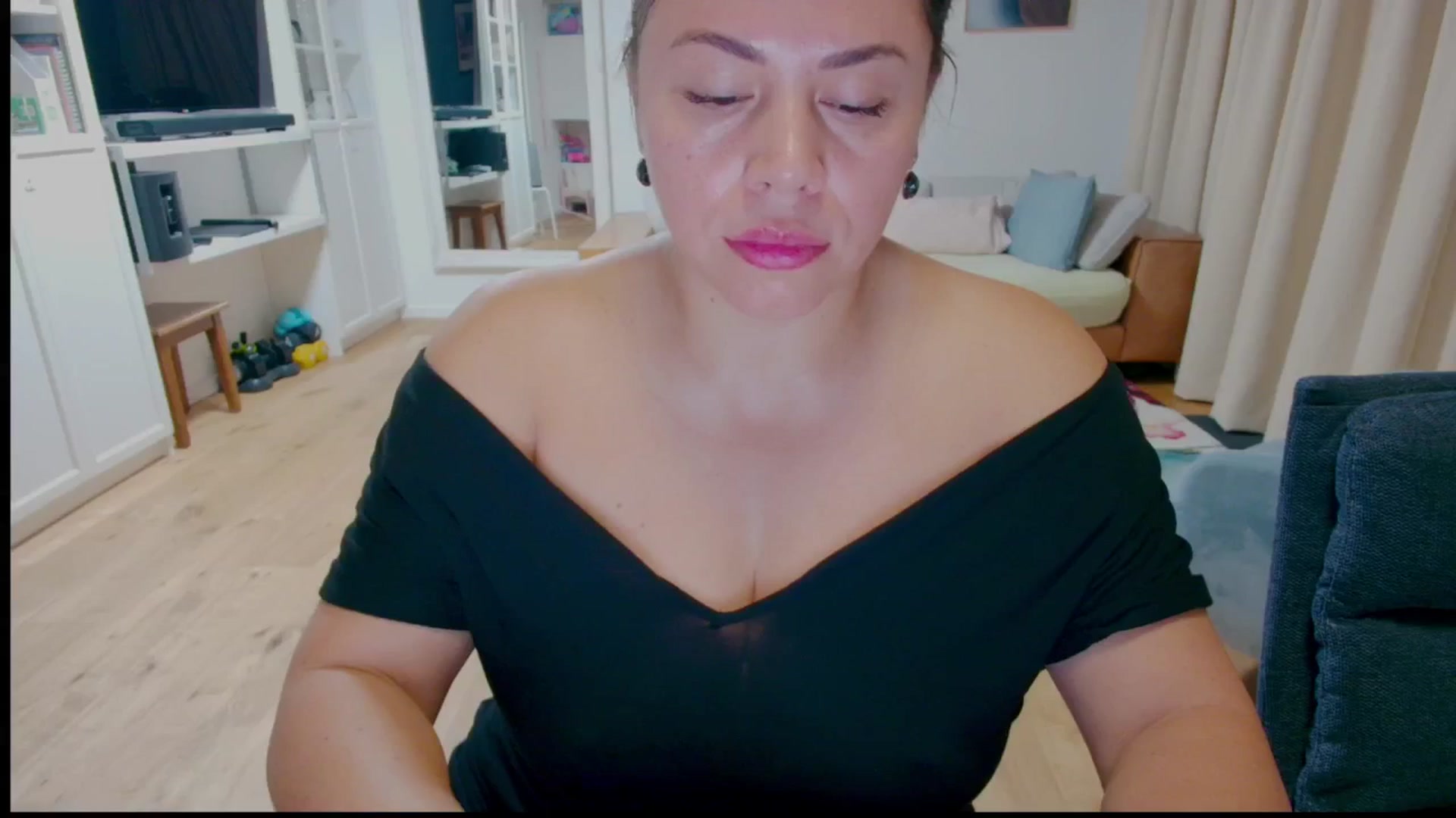 Gallery image thumbnail from MySoFtyGuNS's myfreecams stream on, 09/17/2025, 04:12 image 1 of 20