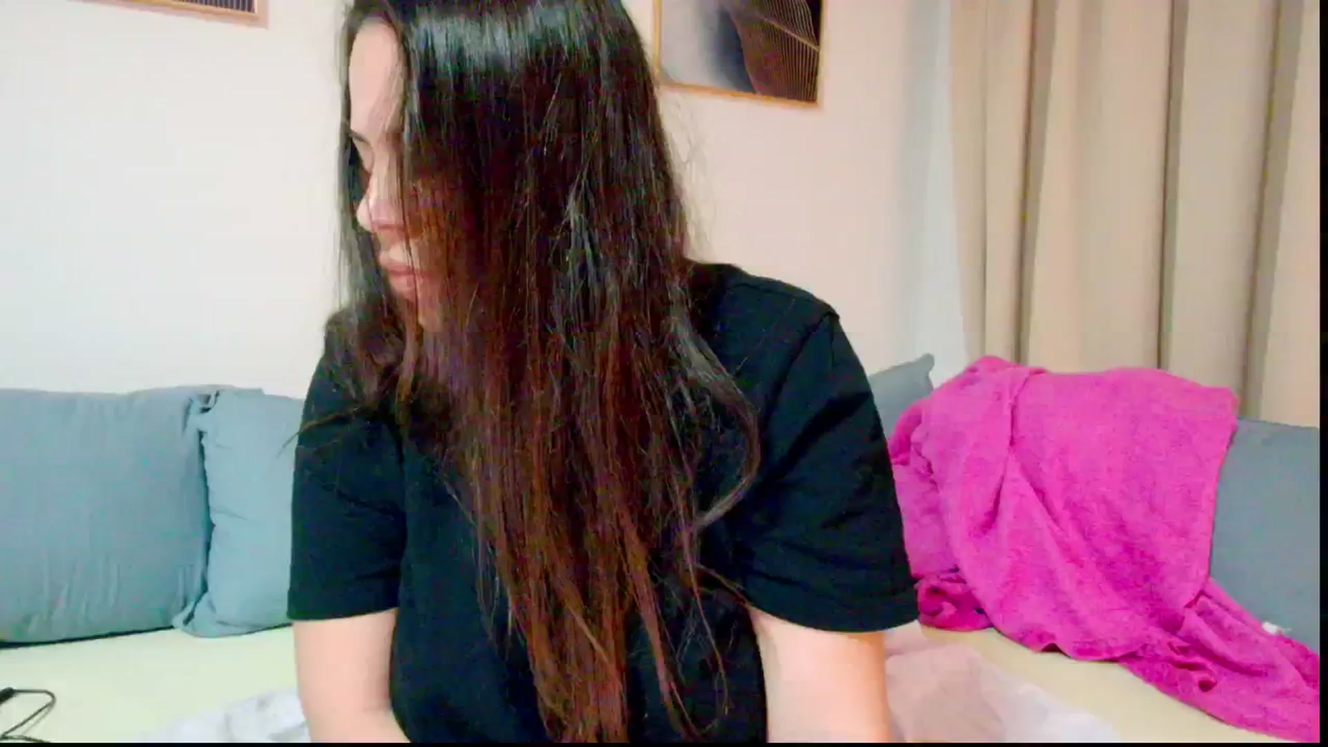 Gallery image thumbnail from MySoFtyGuNS's myfreecams stream on, 12/07/2025, 17:27 image 13 of 20