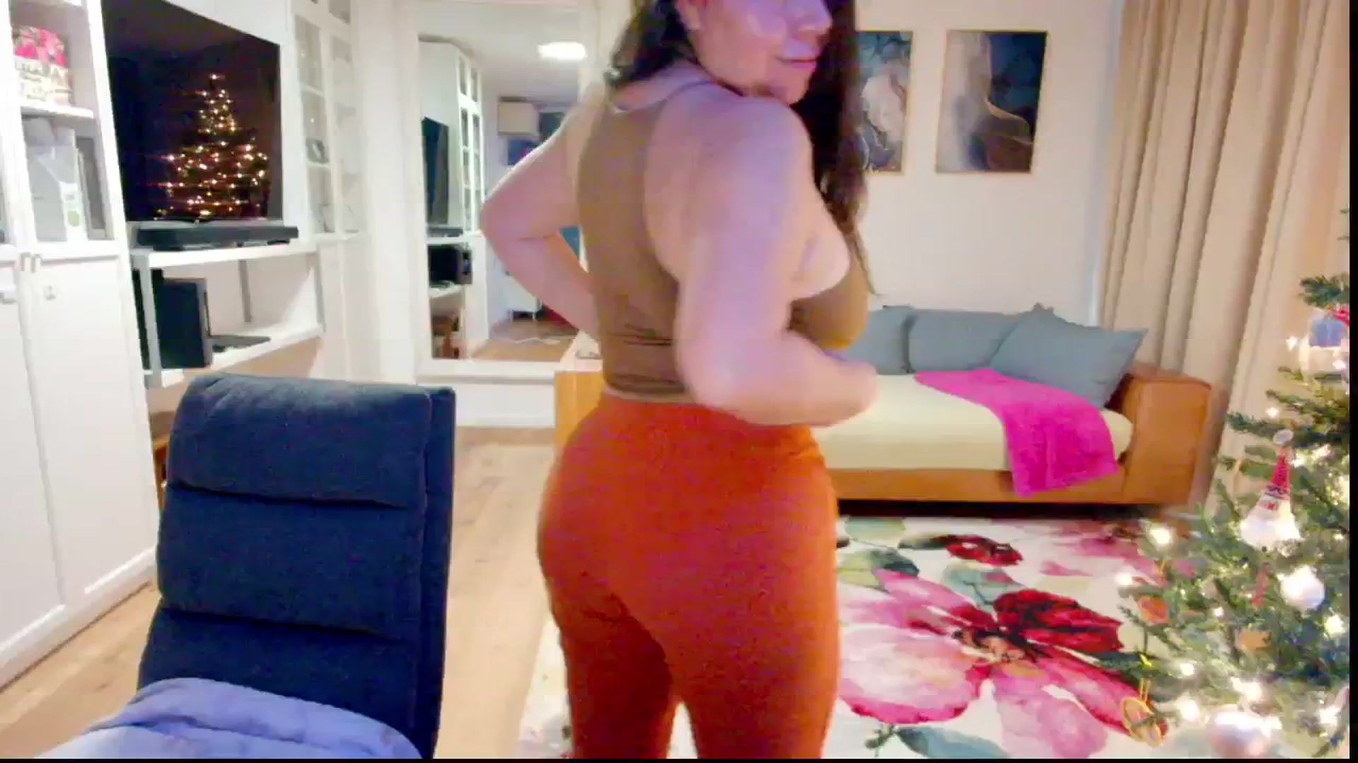 Gallery image thumbnail from MySoFtyGuNS's myfreecams stream on, 12/09/2025, 09:55 image 1 of 20