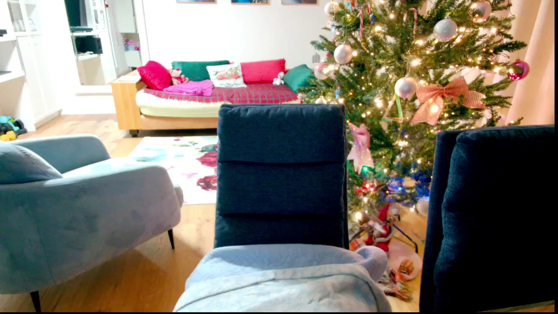 Gallery image thumbnail from MySoFtyGuNS's myfreecams stream on, 12/27/2025, 16:01 image 19 of 20